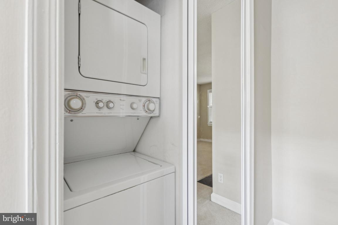 CAMBRIDGE COURTS - Residential Lease