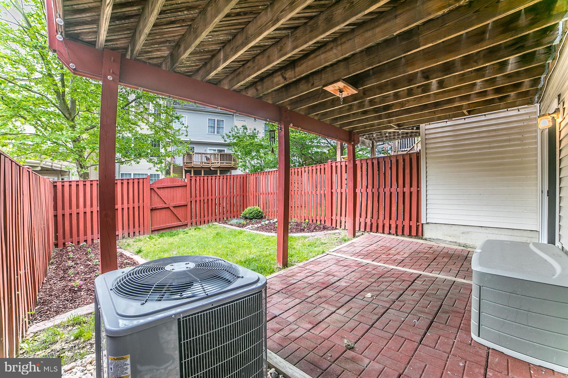 WORTHINGTON WOODS - Residential