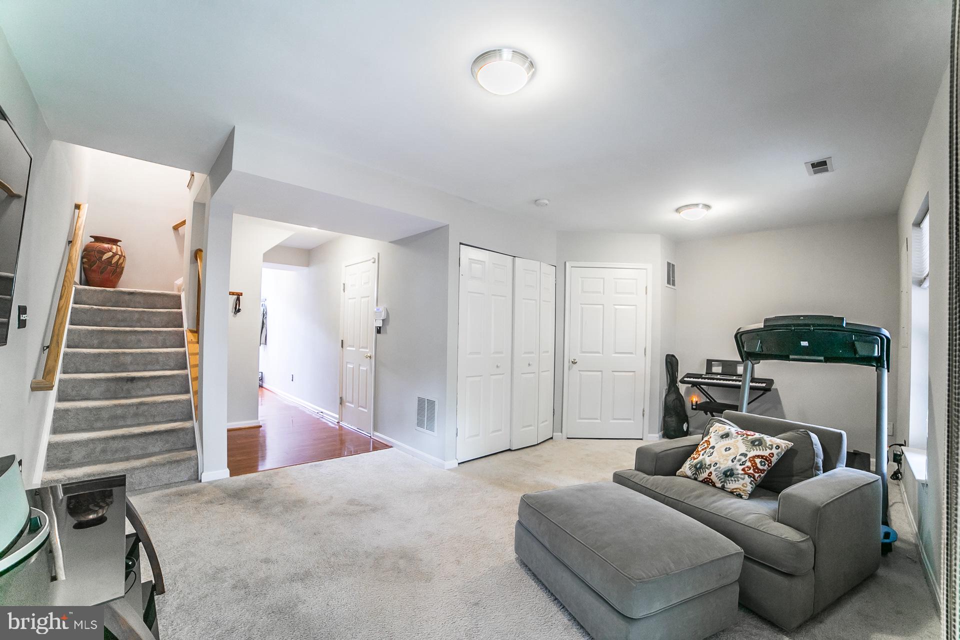 WORTHINGTON WOODS - Residential