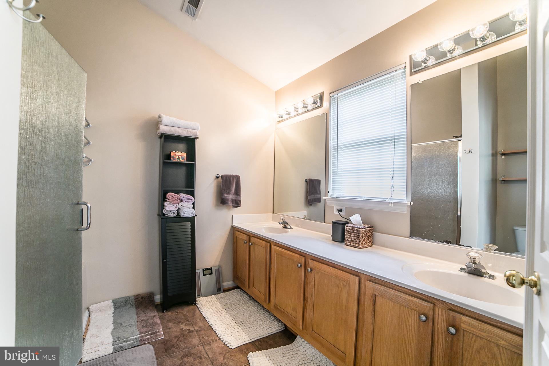 WORTHINGTON WOODS - Residential