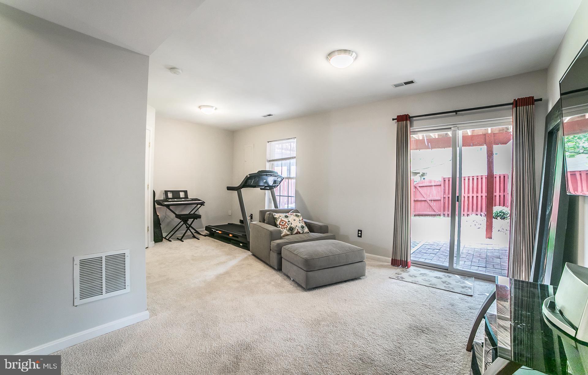 WORTHINGTON WOODS - Residential