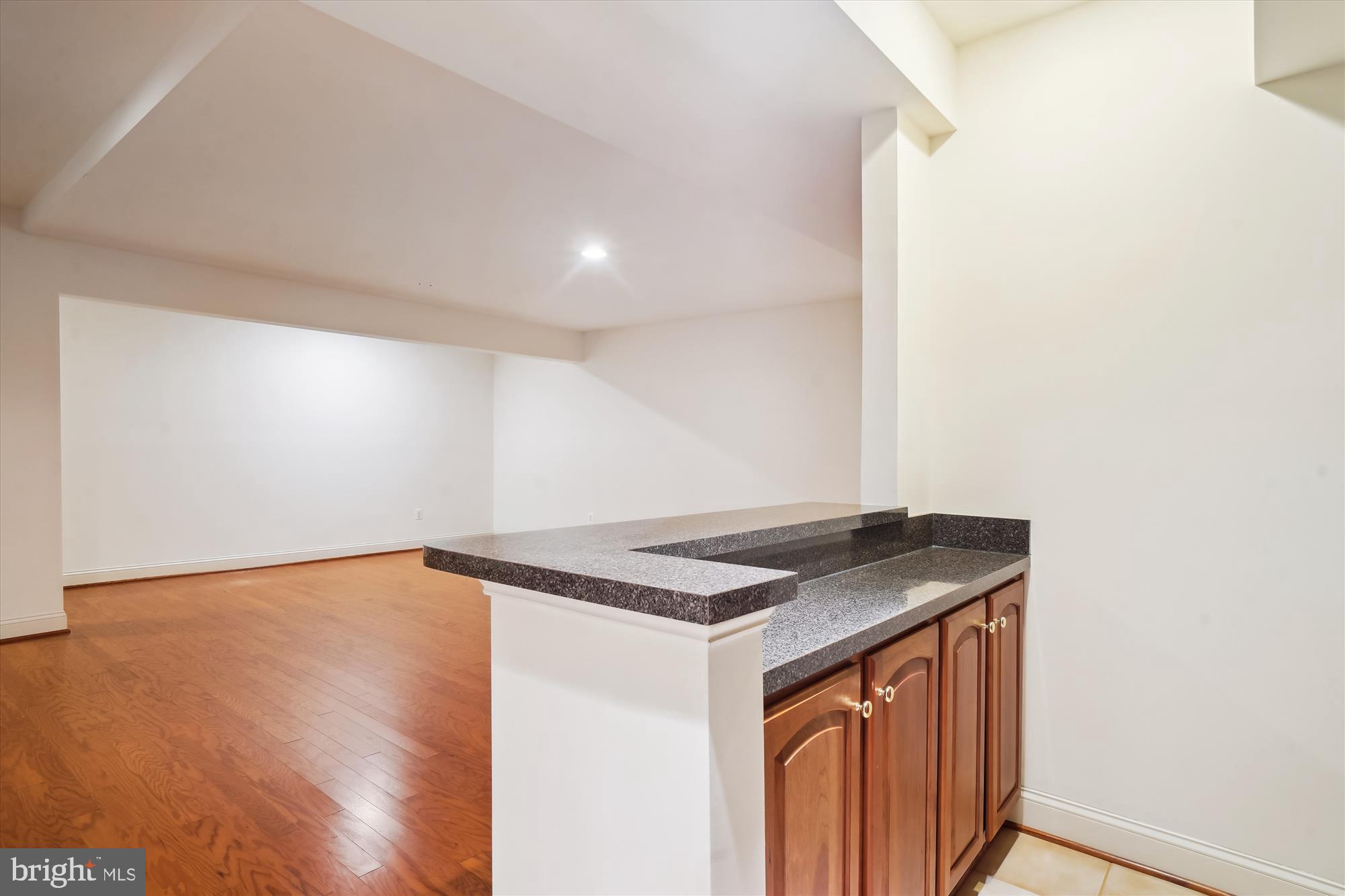 FALLSGROVE - Residential