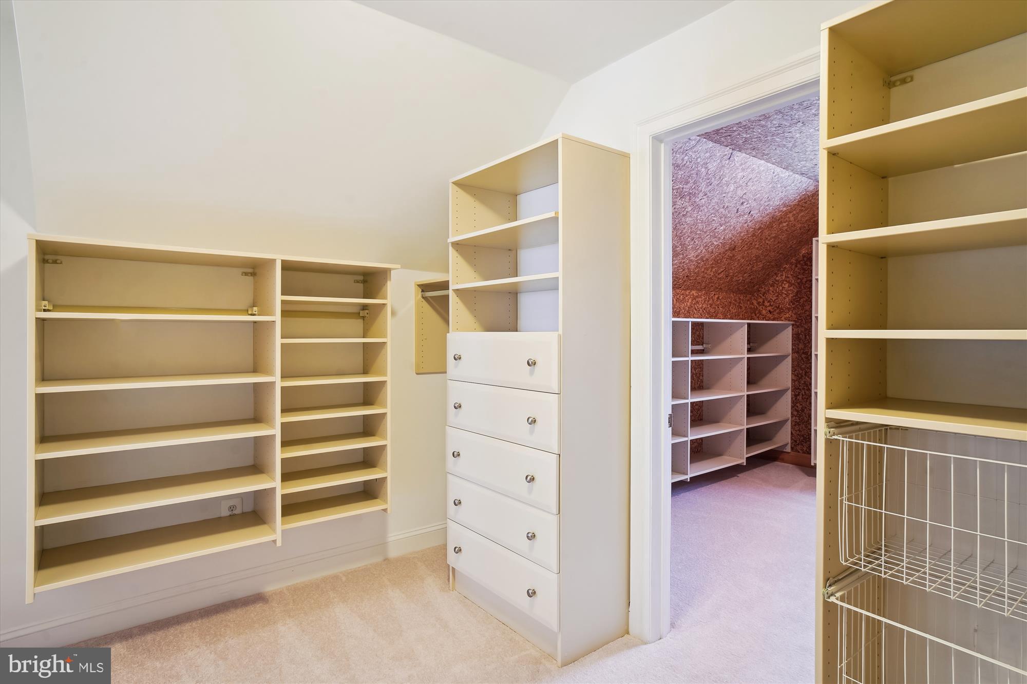 FALLSGROVE - Residential