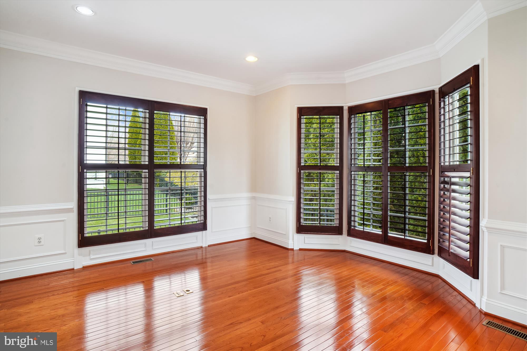 FALLSGROVE - Residential