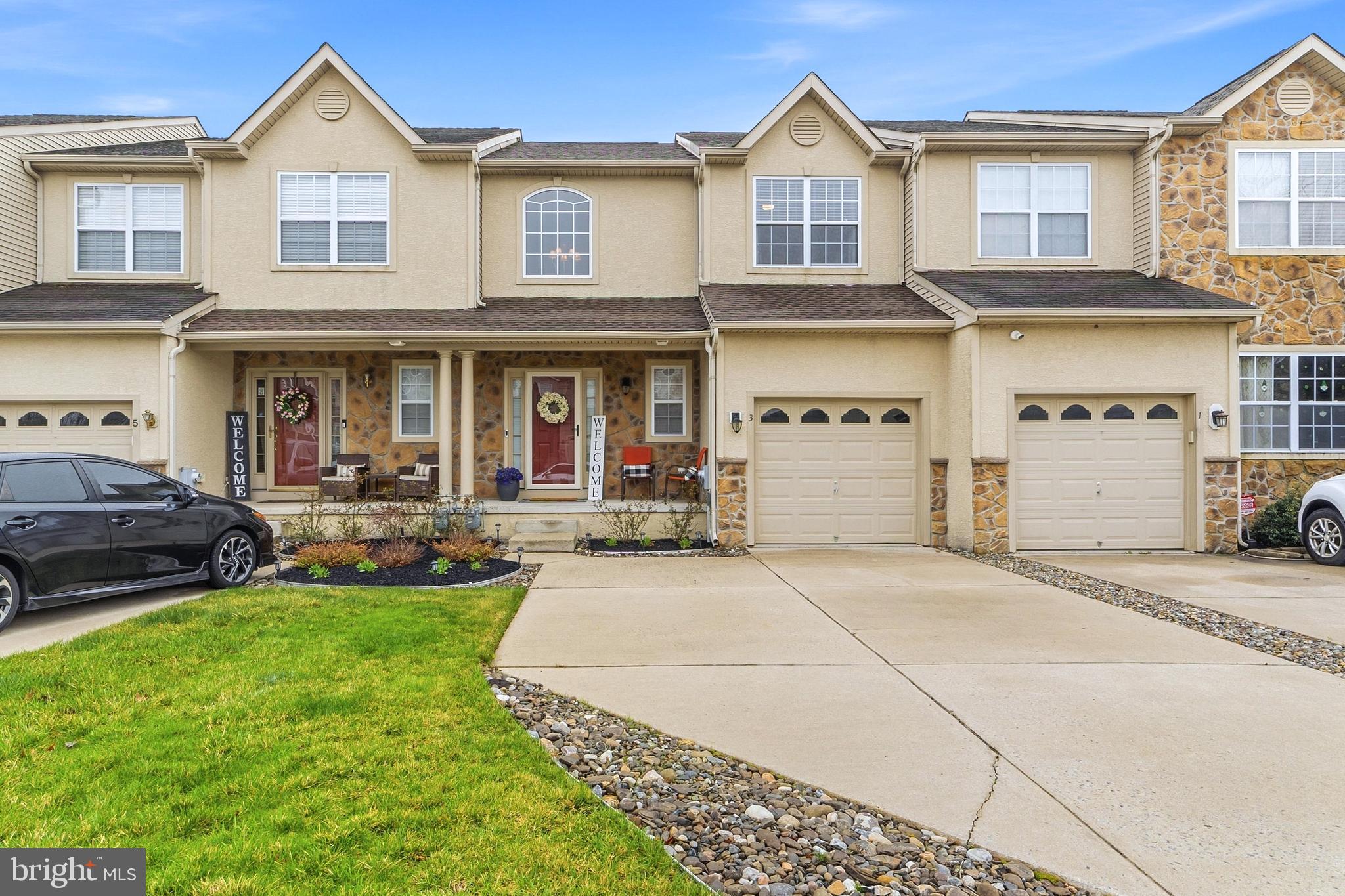 3 GLACIER DRIVE