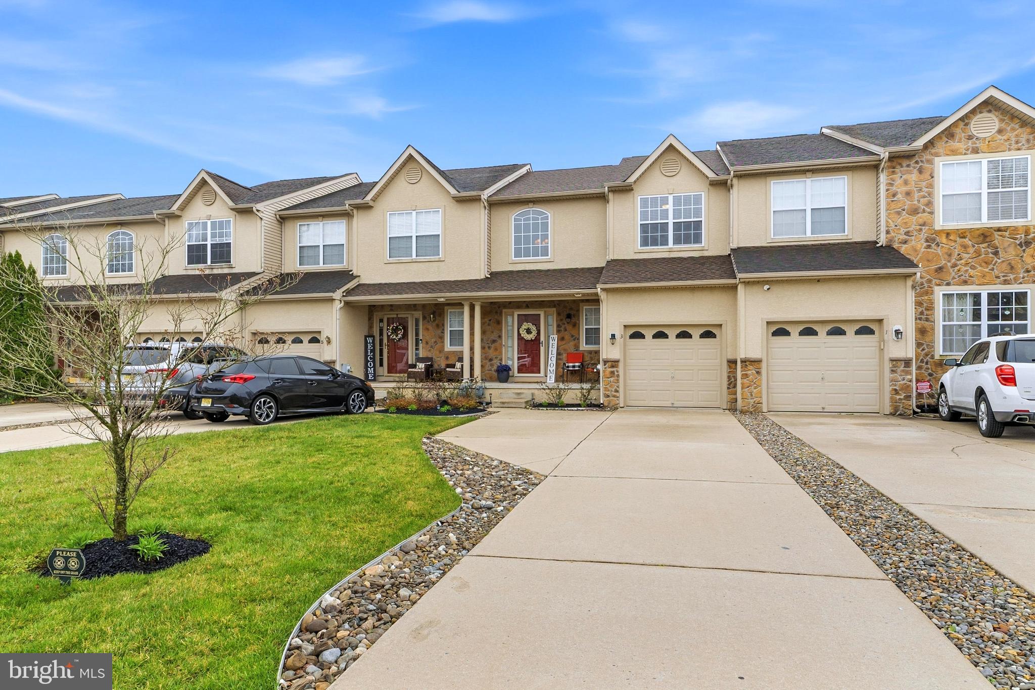 3 GLACIER DRIVE