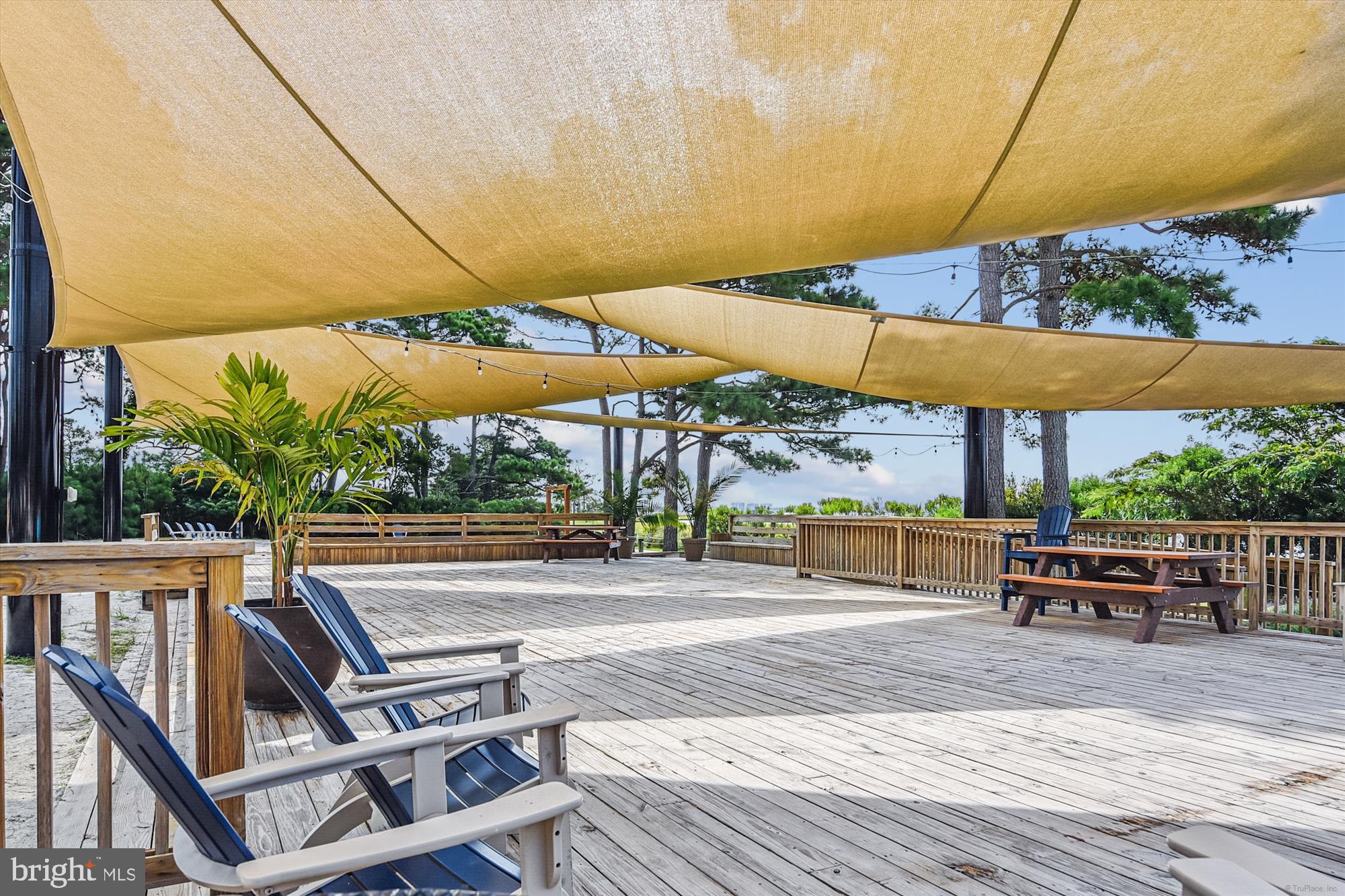 BAYSIDE - Residential