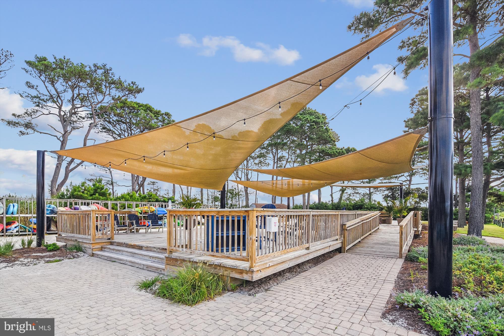 BAYSIDE - Residential