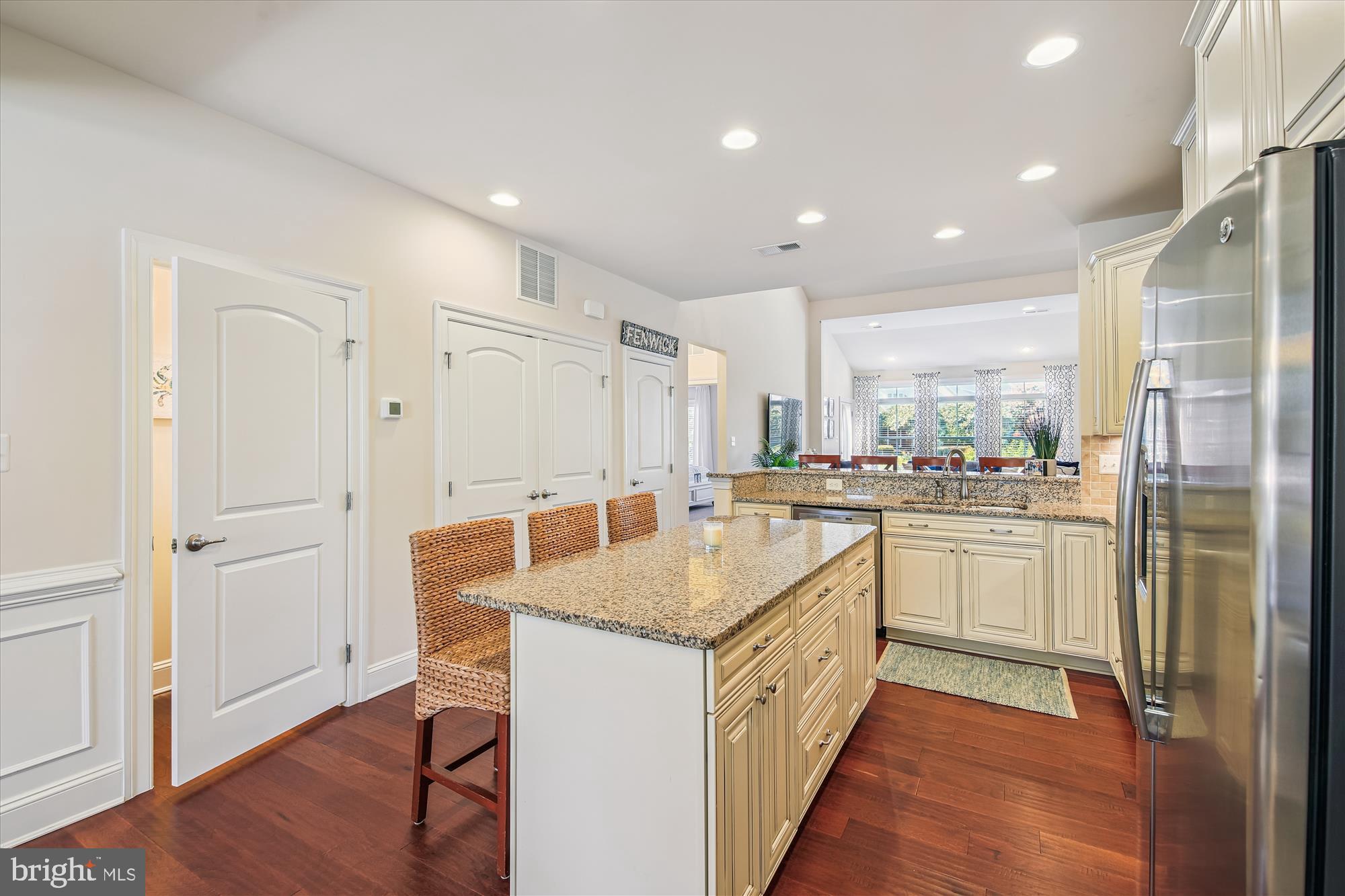 BAYSIDE - Residential