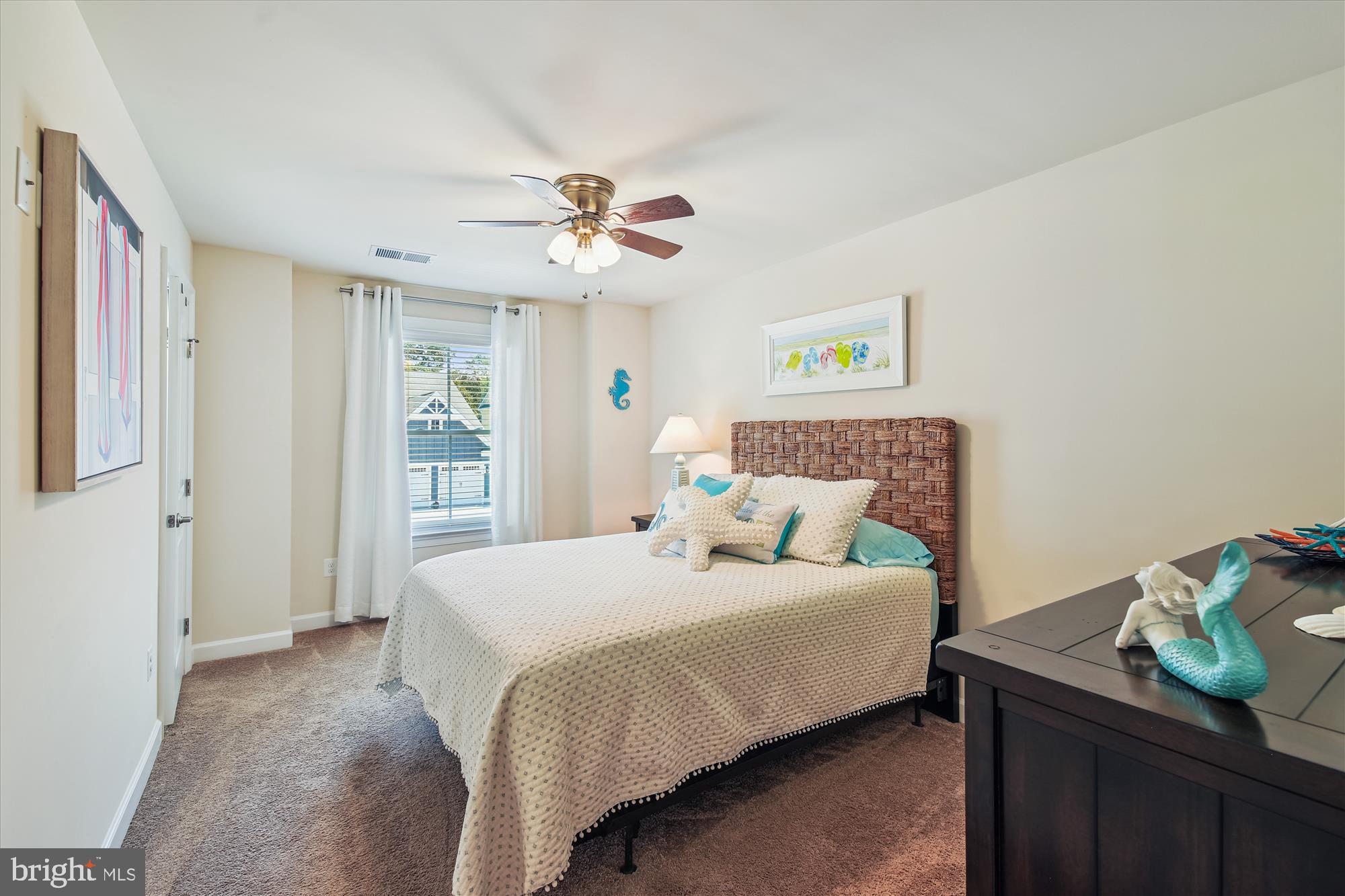 BAYSIDE - Residential