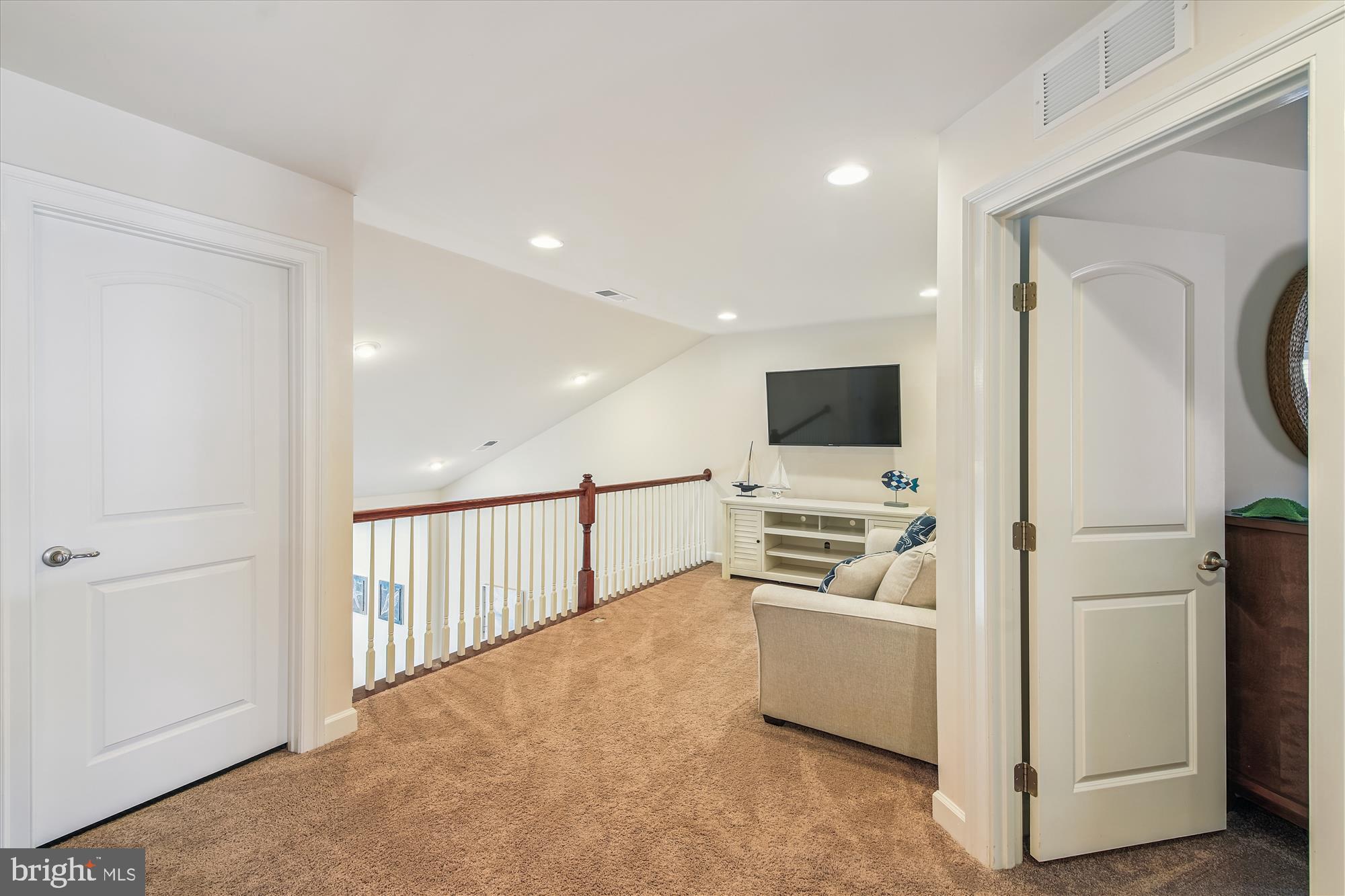 BAYSIDE - Residential