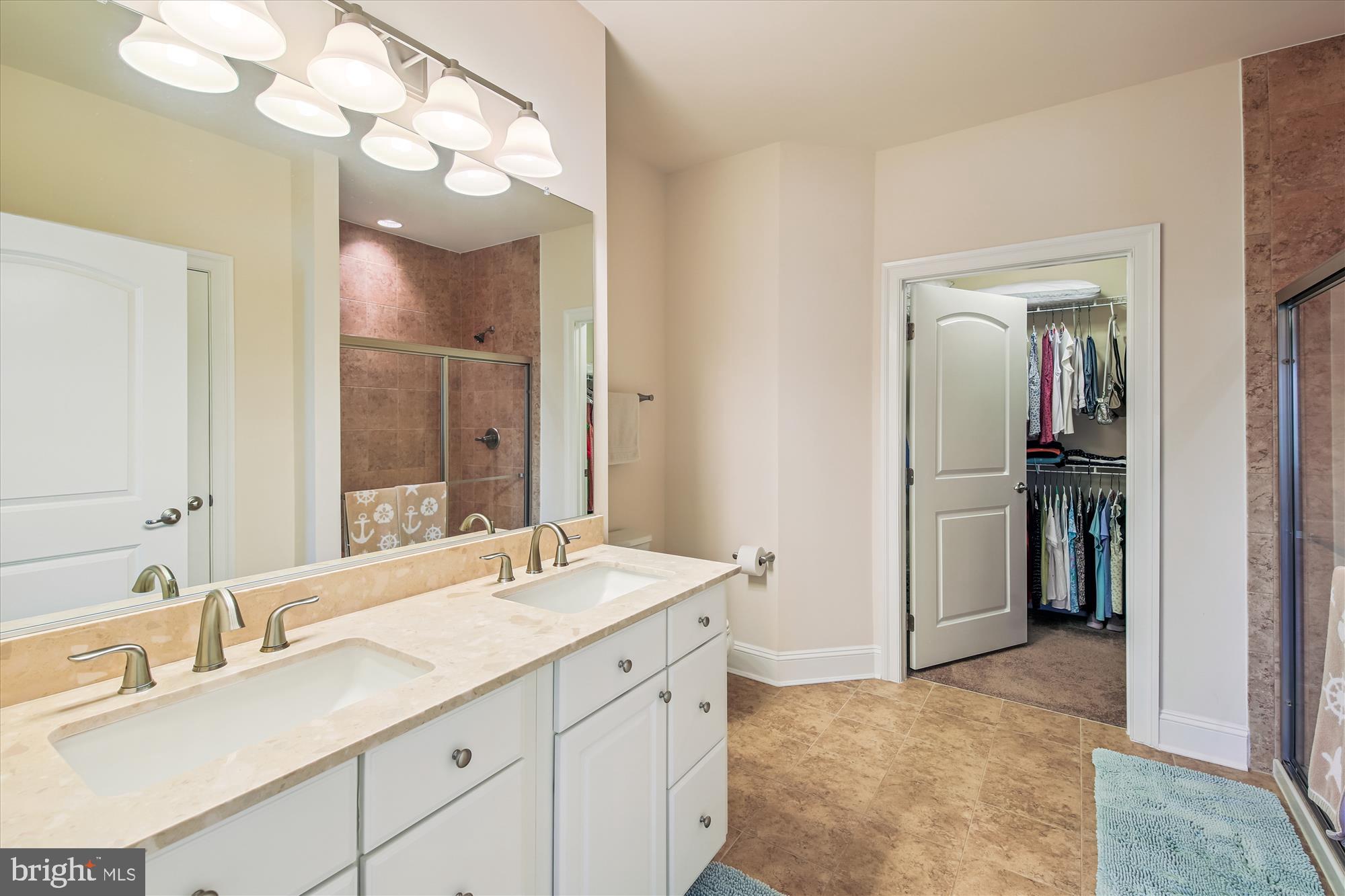 BAYSIDE - Residential