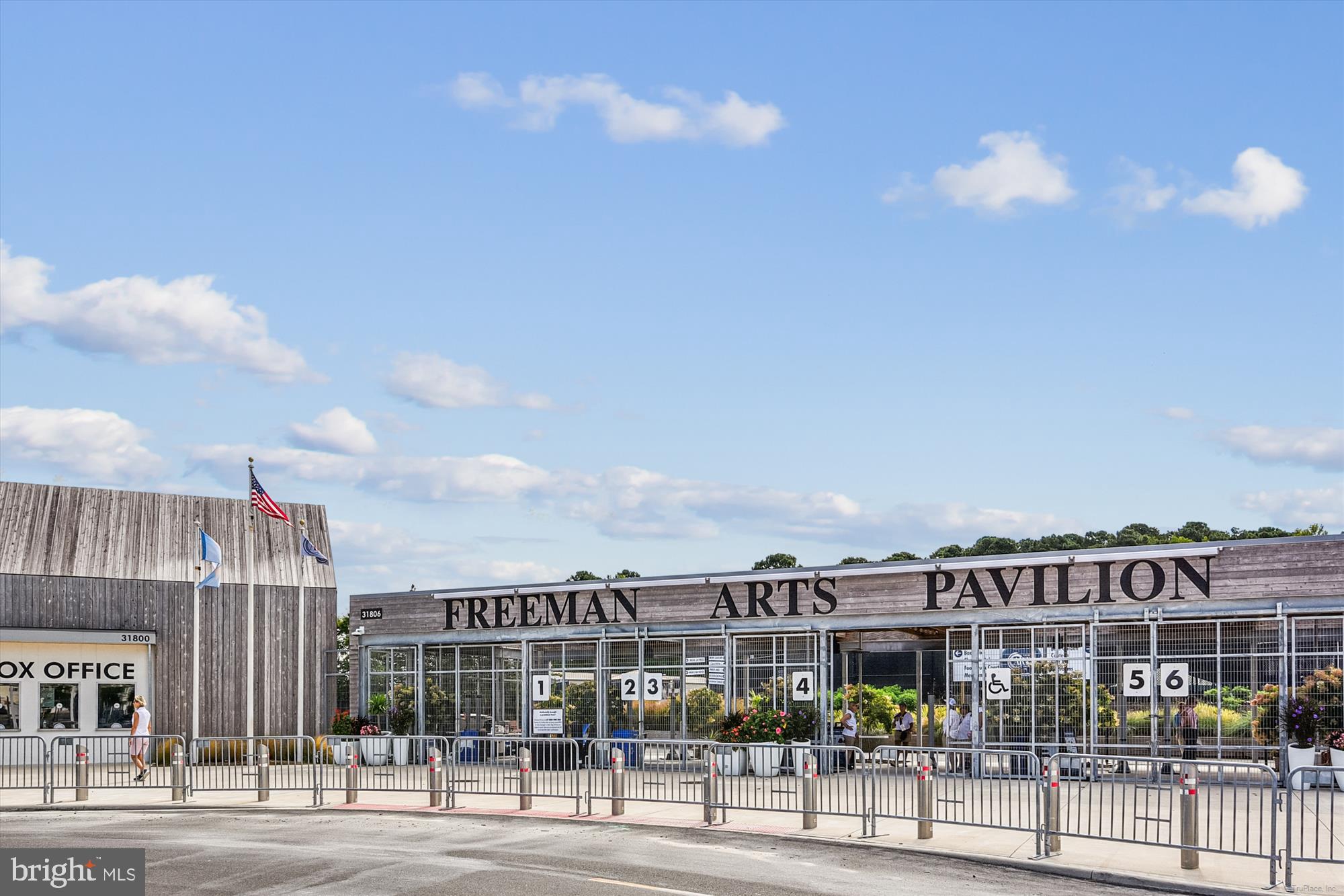 BAYSIDE - Residential