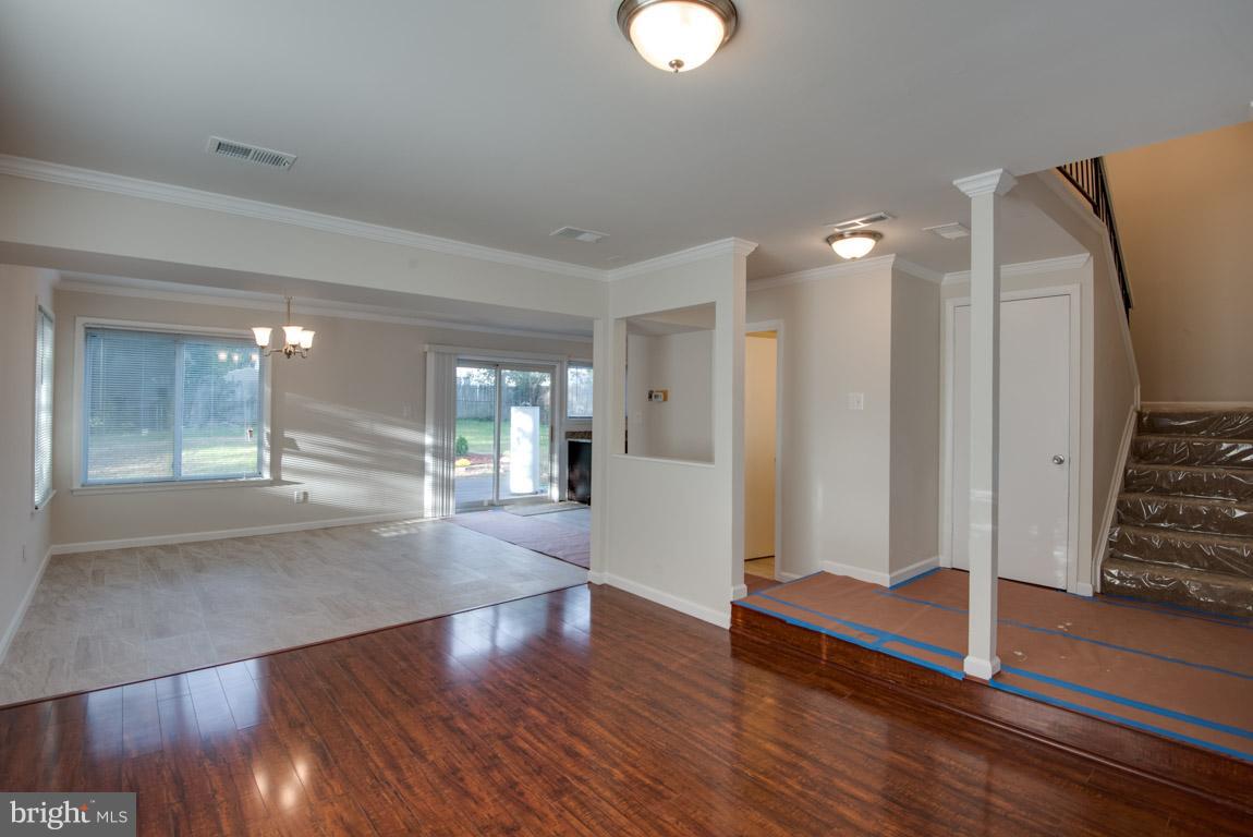 POINTER RIDGE - Residential