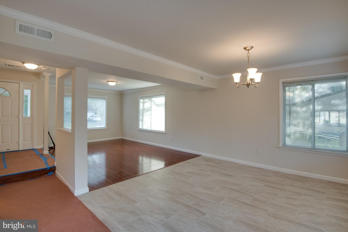 POINTER RIDGE - Residential