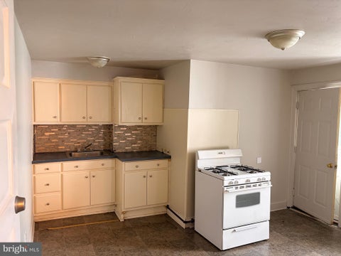 Photo for 424 SMITH STREET SECOND FLOOR