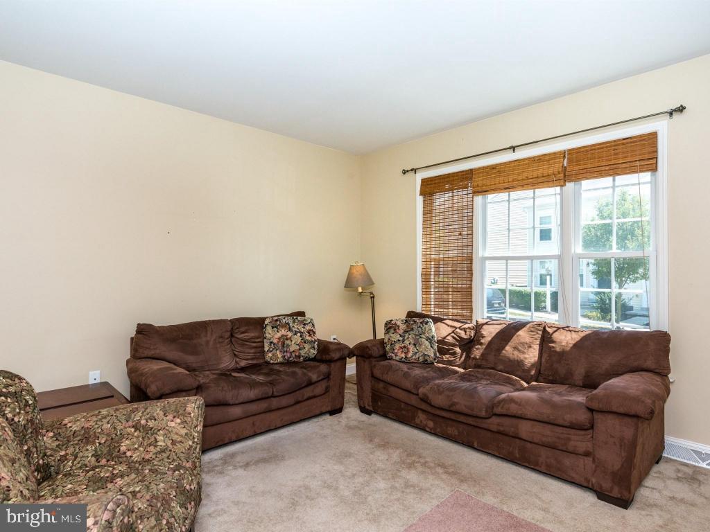 FLORIN HILL - Residential