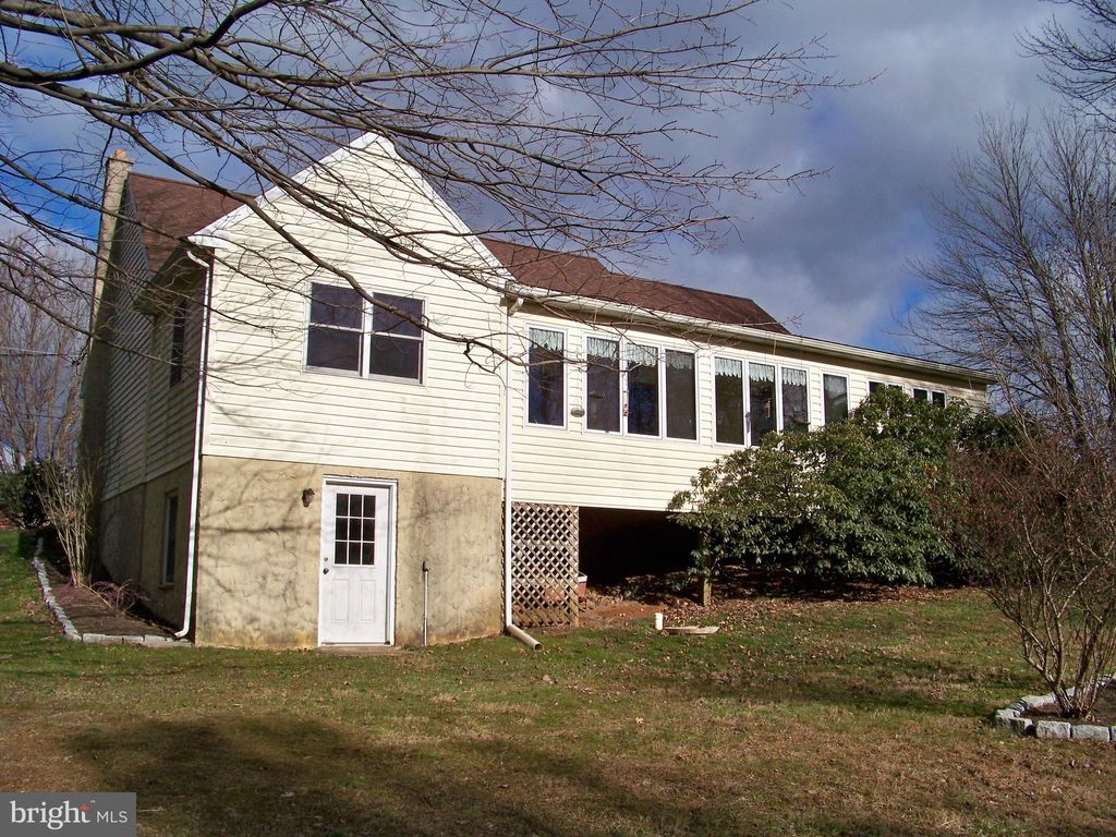 Photo of 1943 White Oak Road, Strasburg, PA 17579 (MLS # PALA2045002)