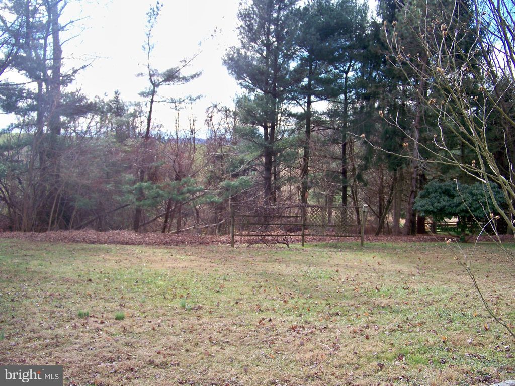 Photo of 1943 White Oak Road, Strasburg, PA 17579 (MLS # PALA2045002)
