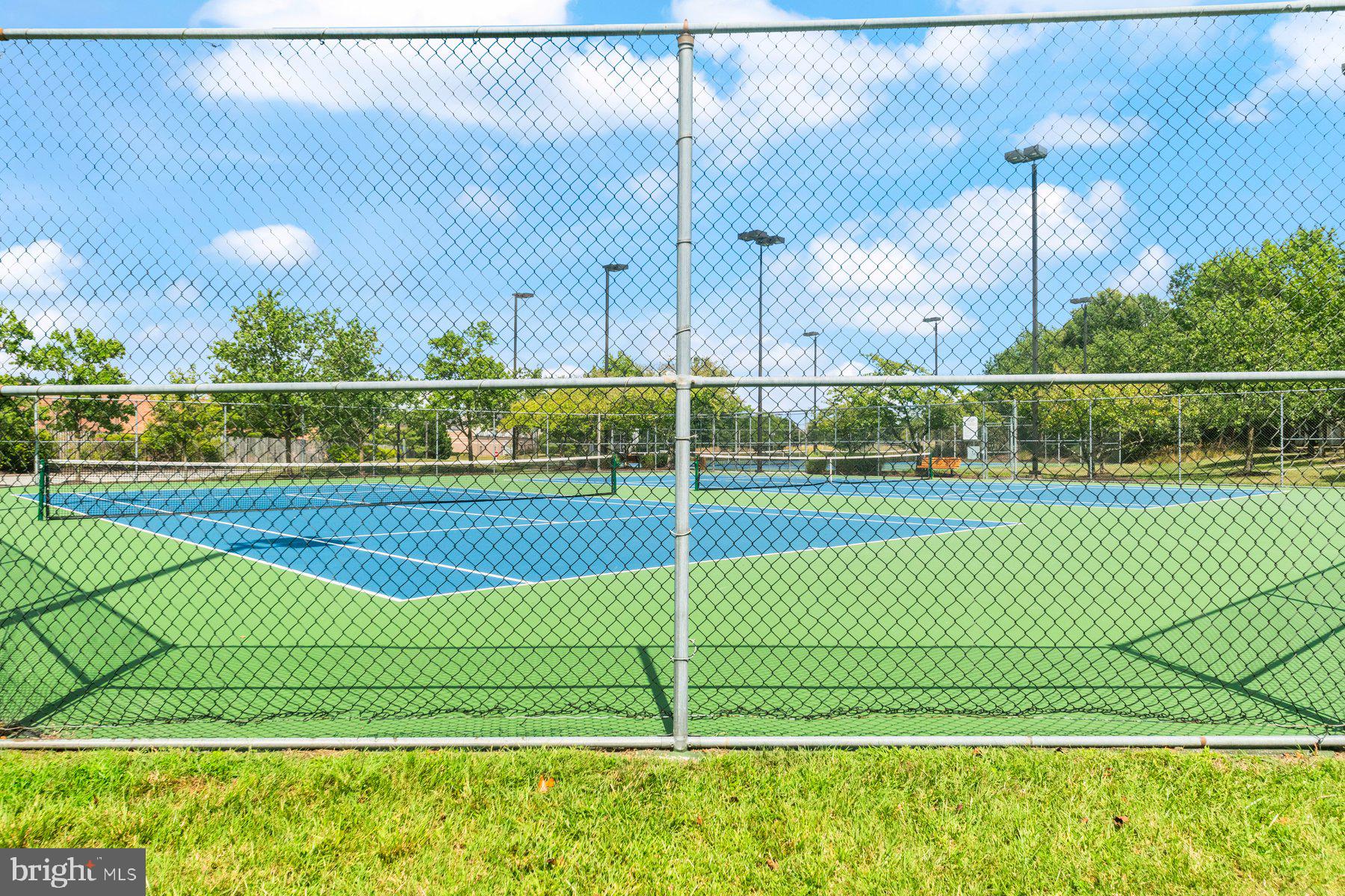 RIVER COLONY - Residential