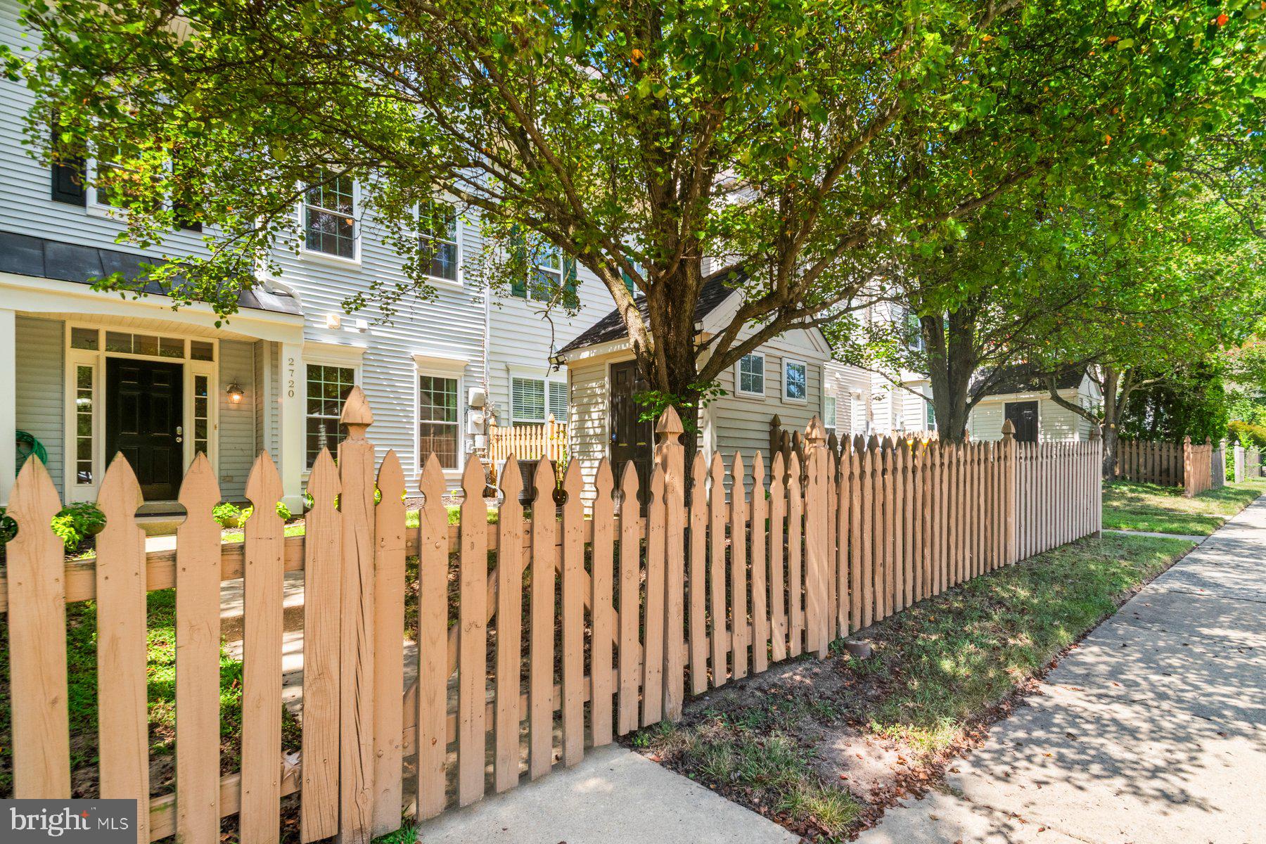 RIVER COLONY - Residential