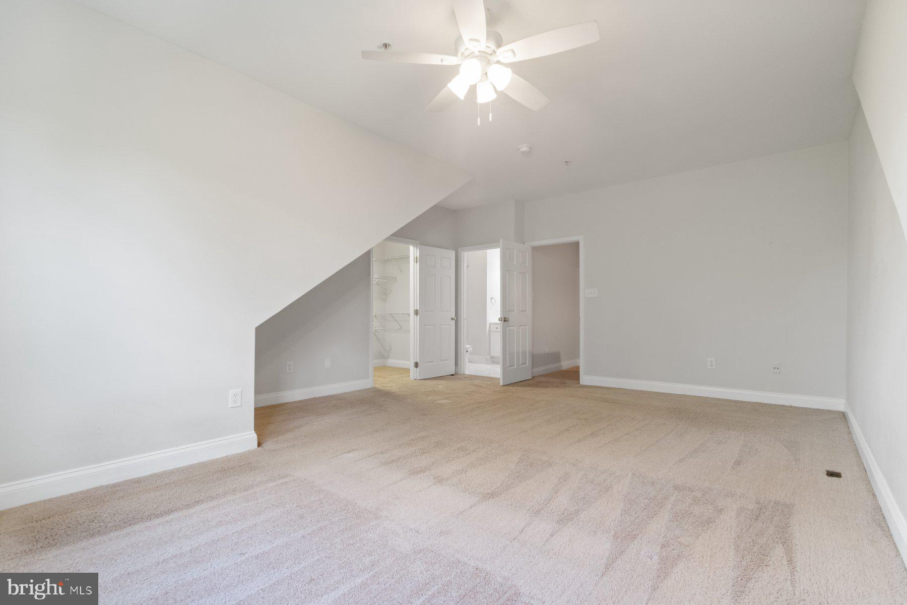 RIVER COLONY - Residential