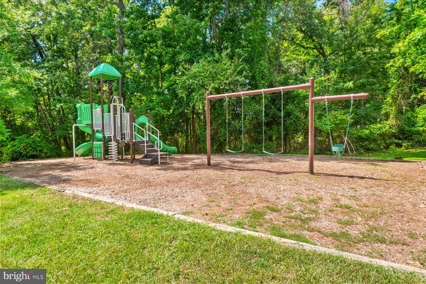 RIVER COLONY - Residential