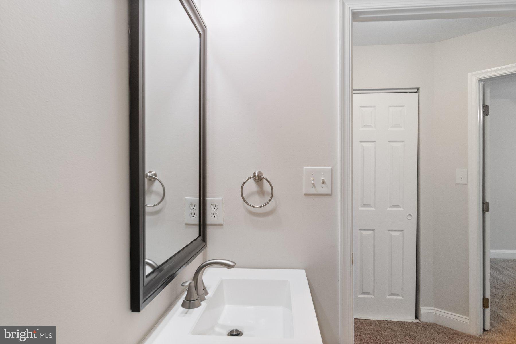 RIVER COLONY - Residential