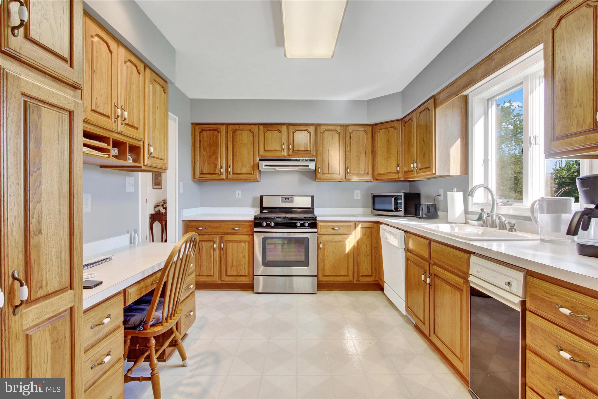 LAKE HERITAGE - Residential
