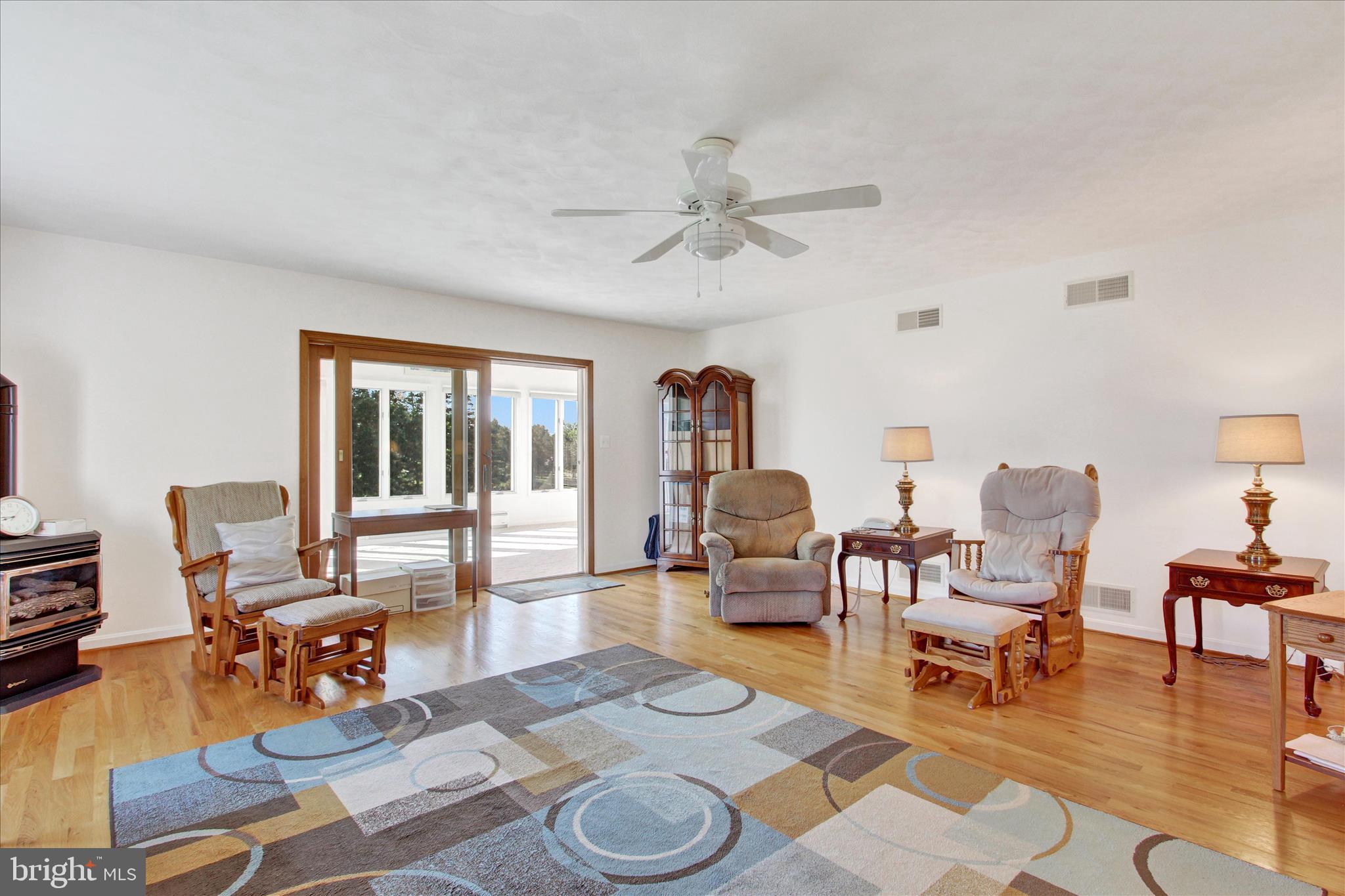 LAKE HERITAGE - Residential