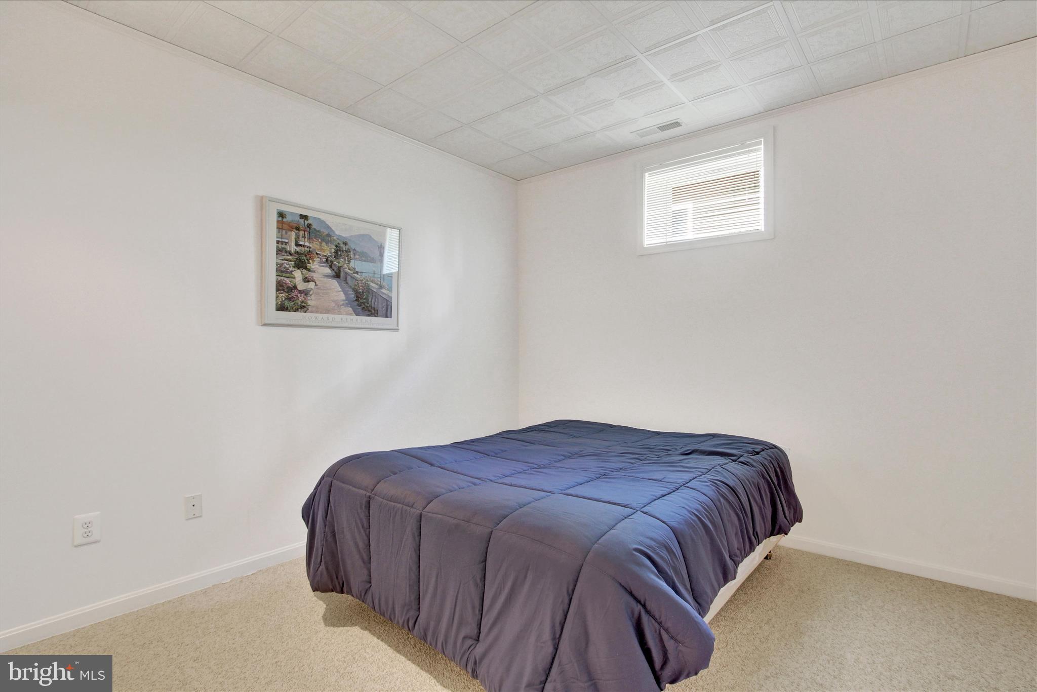 LAKE HERITAGE - Residential