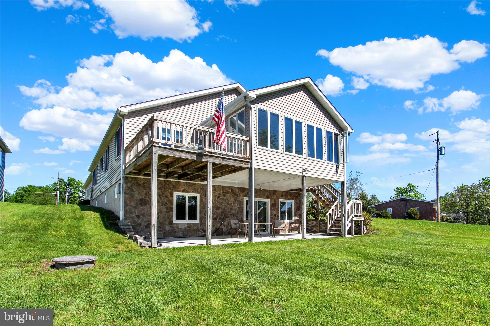 LAKE HERITAGE - Residential