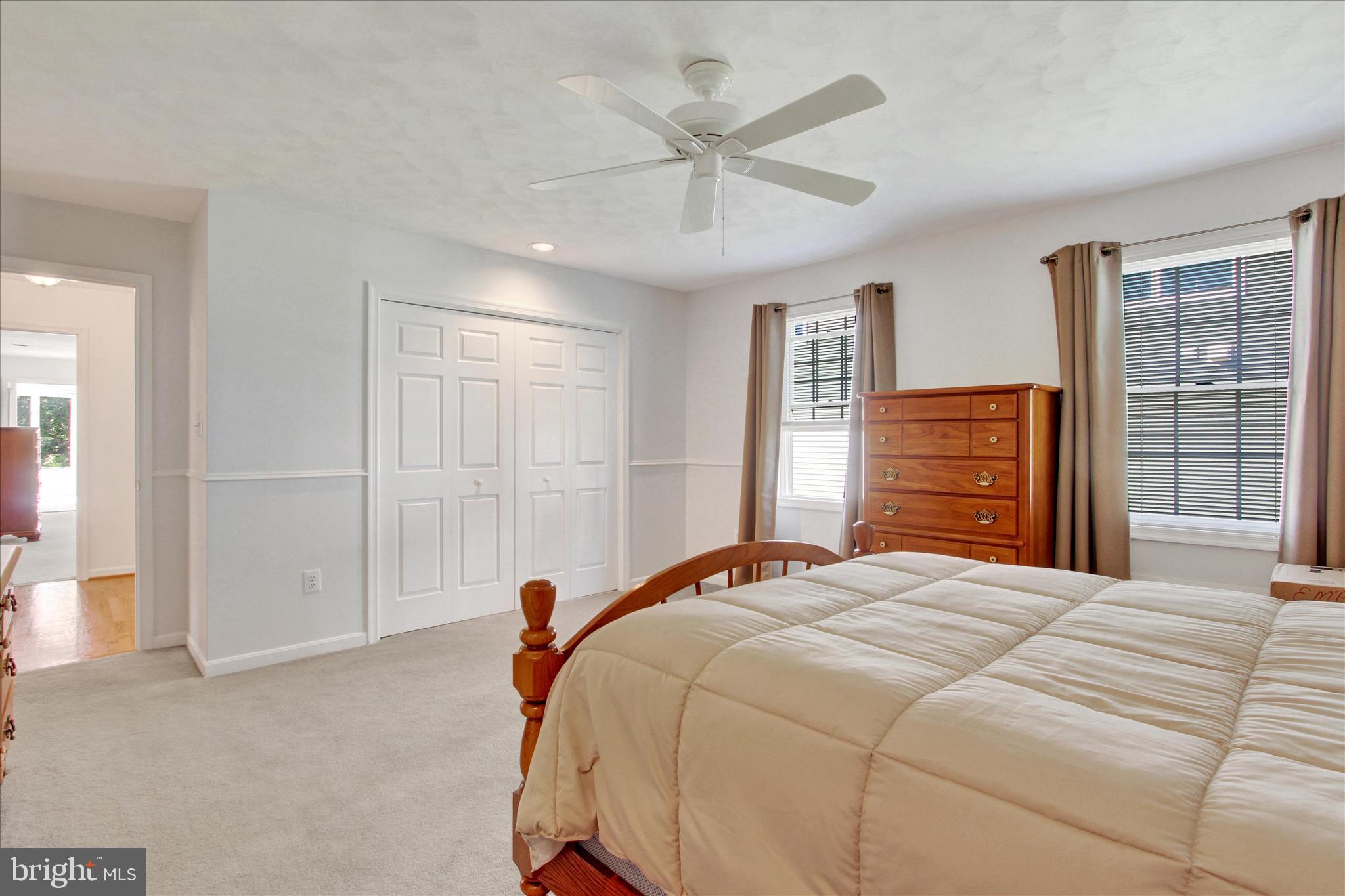 LAKE HERITAGE - Residential