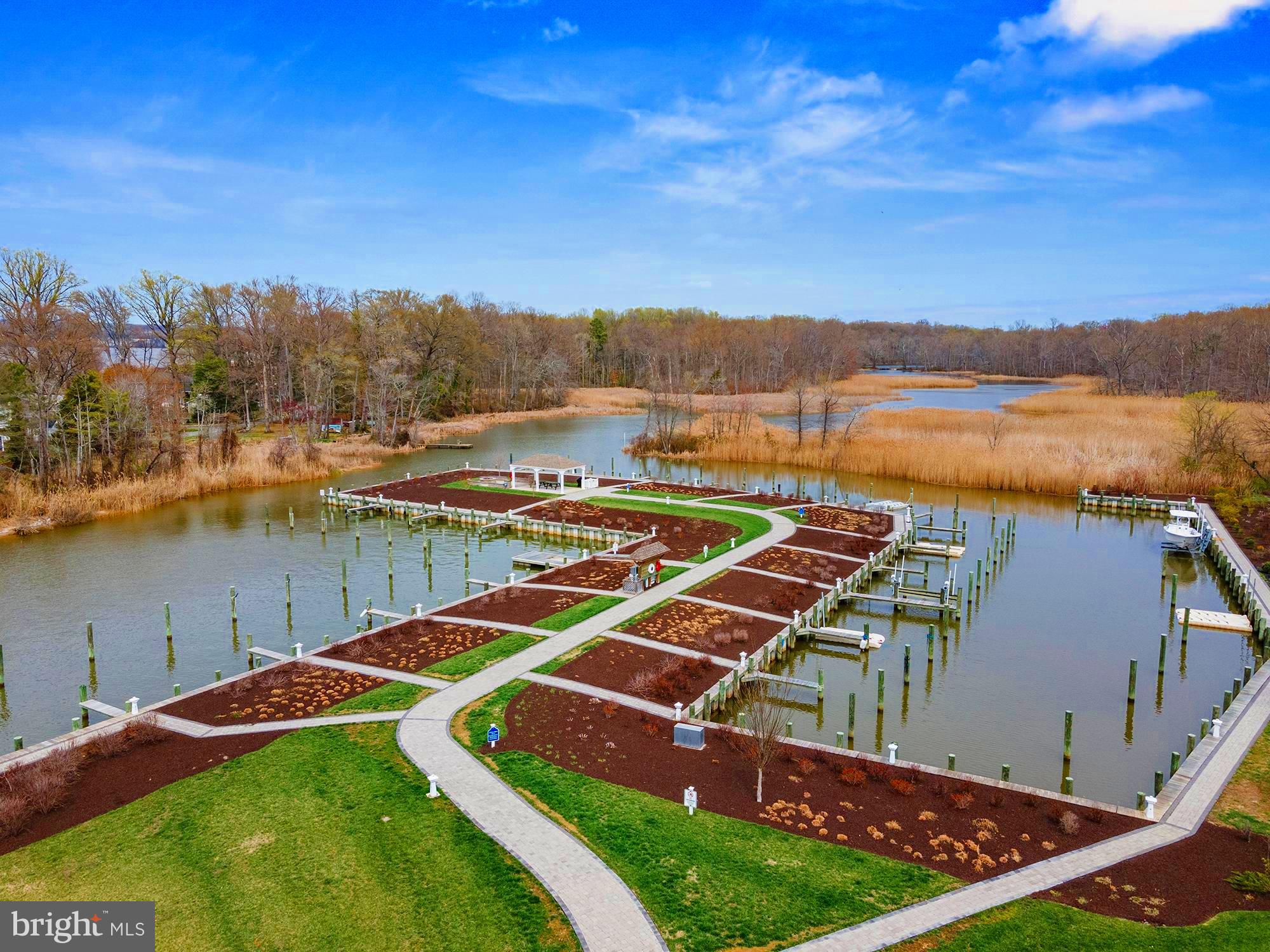GABLERS SHORE - Residential