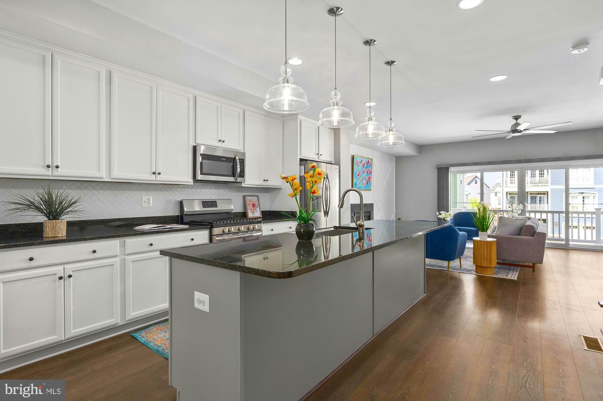 GABLERS SHORE - Residential