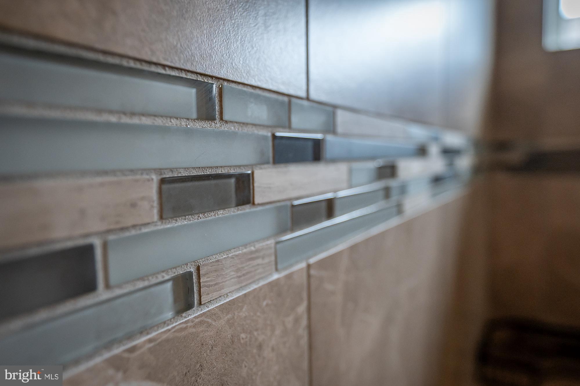 GABLERS SHORE - Residential