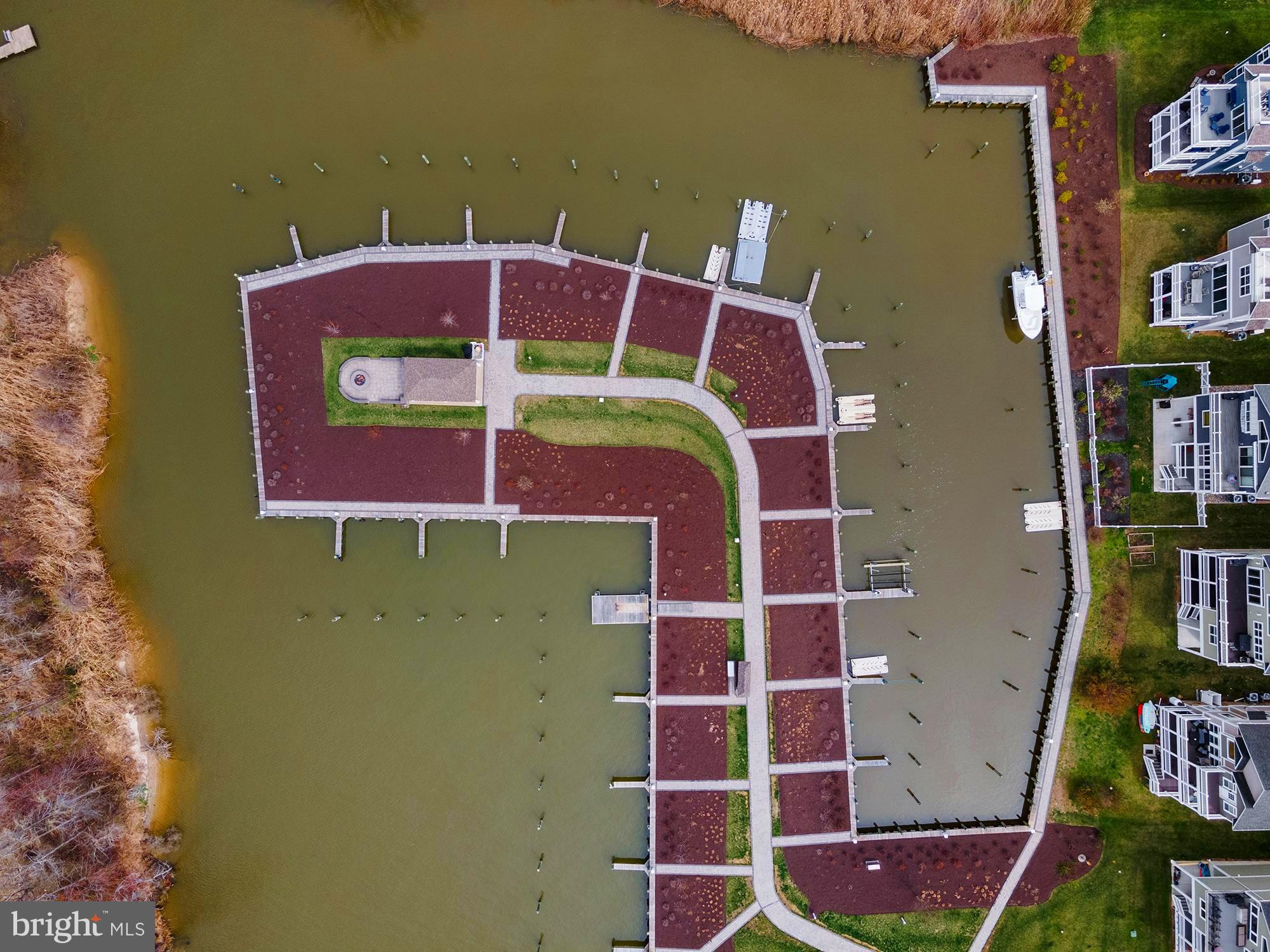 GABLERS SHORE - Residential