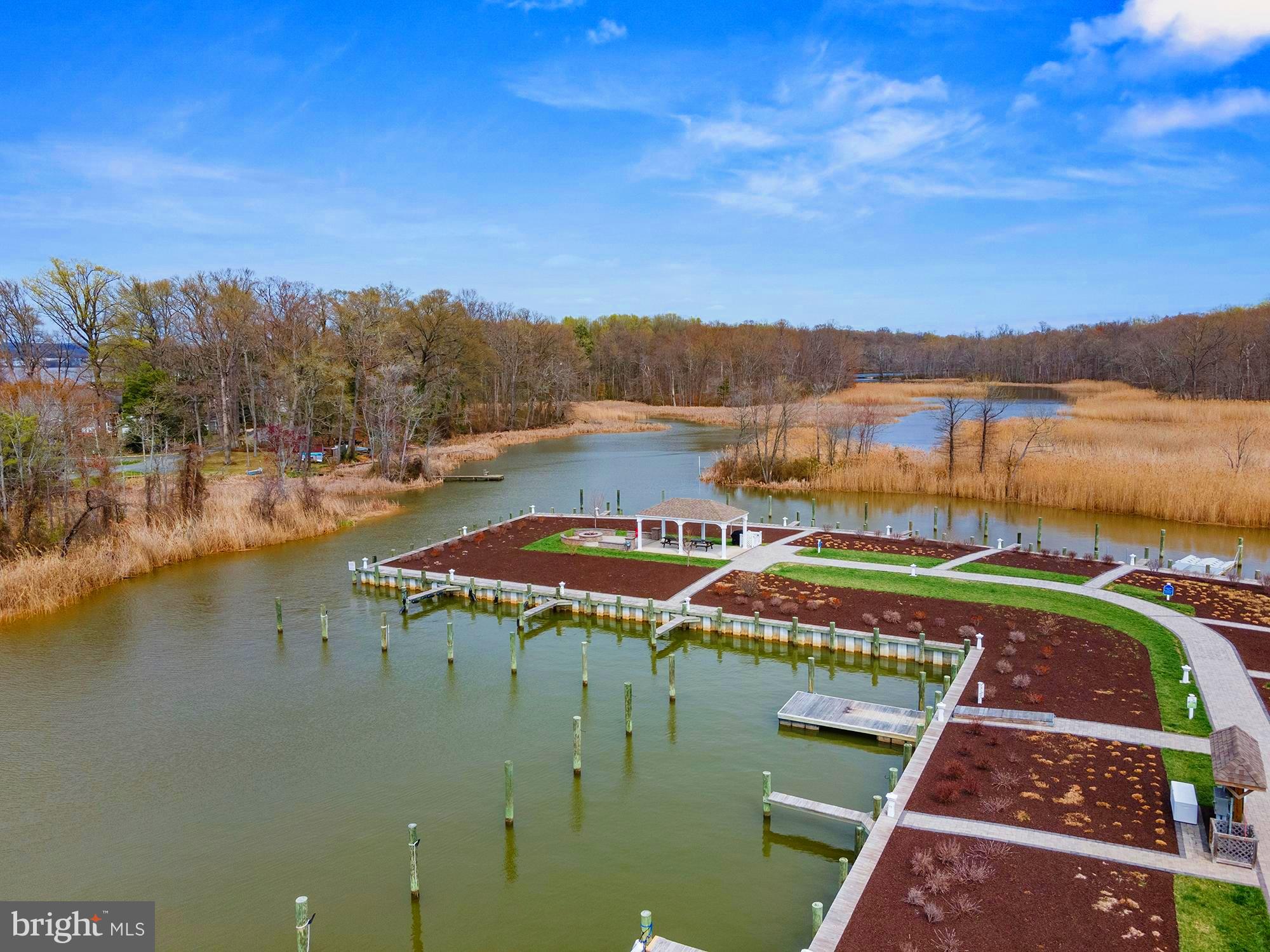 GABLERS SHORE - Residential