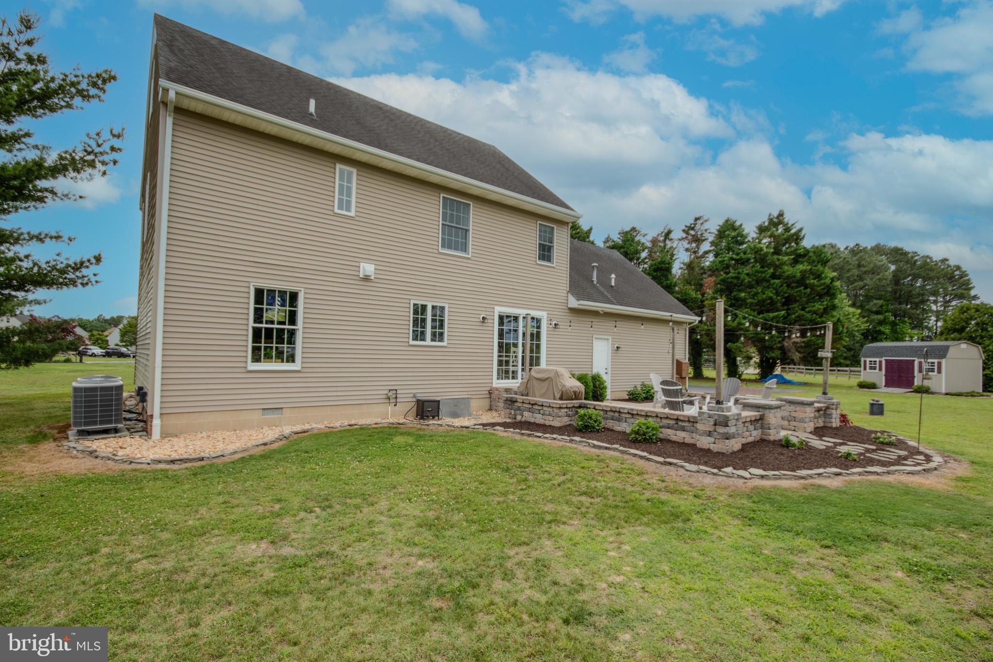 WILLOW CREEK - Residential