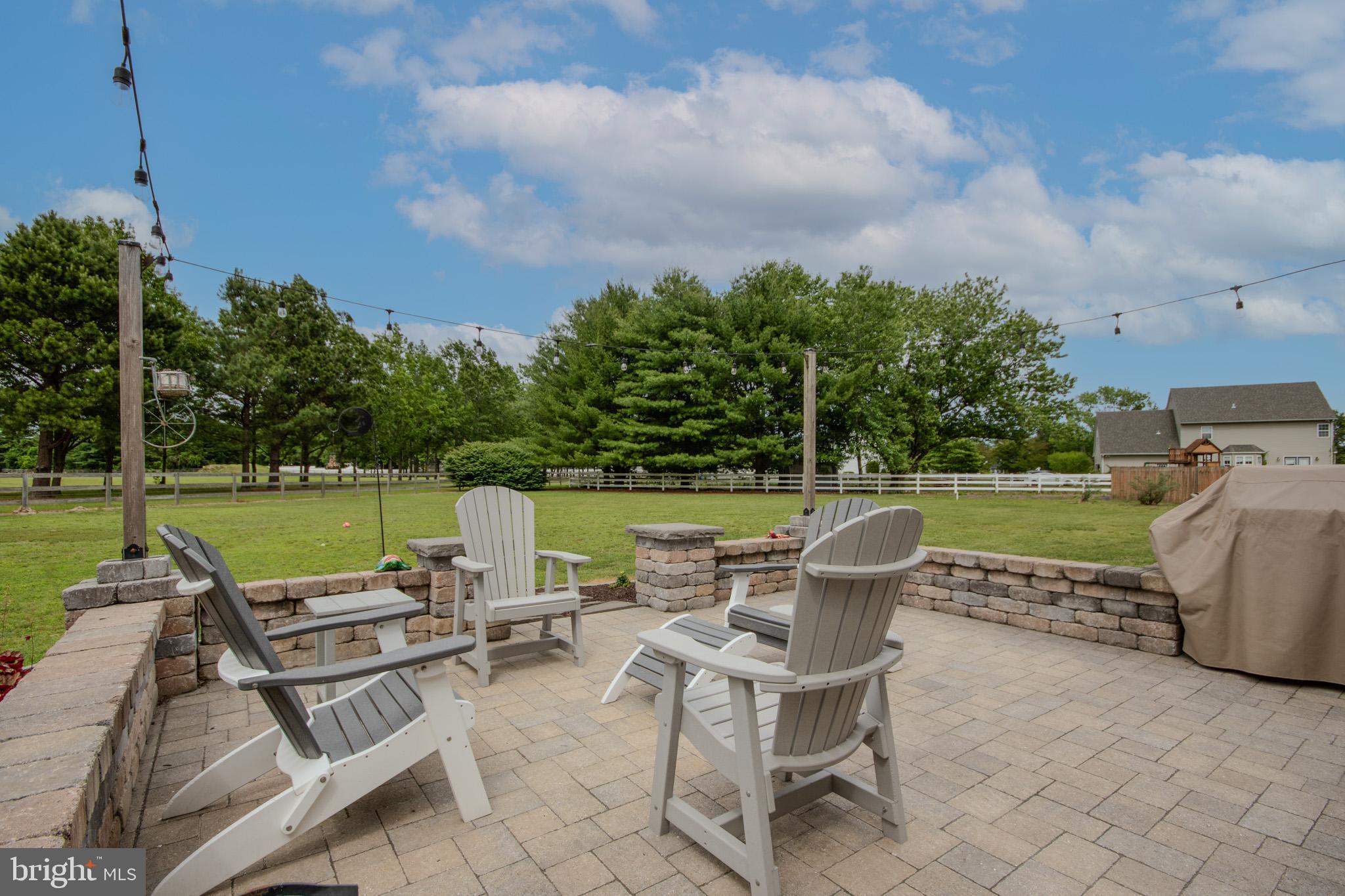 WILLOW CREEK - Residential