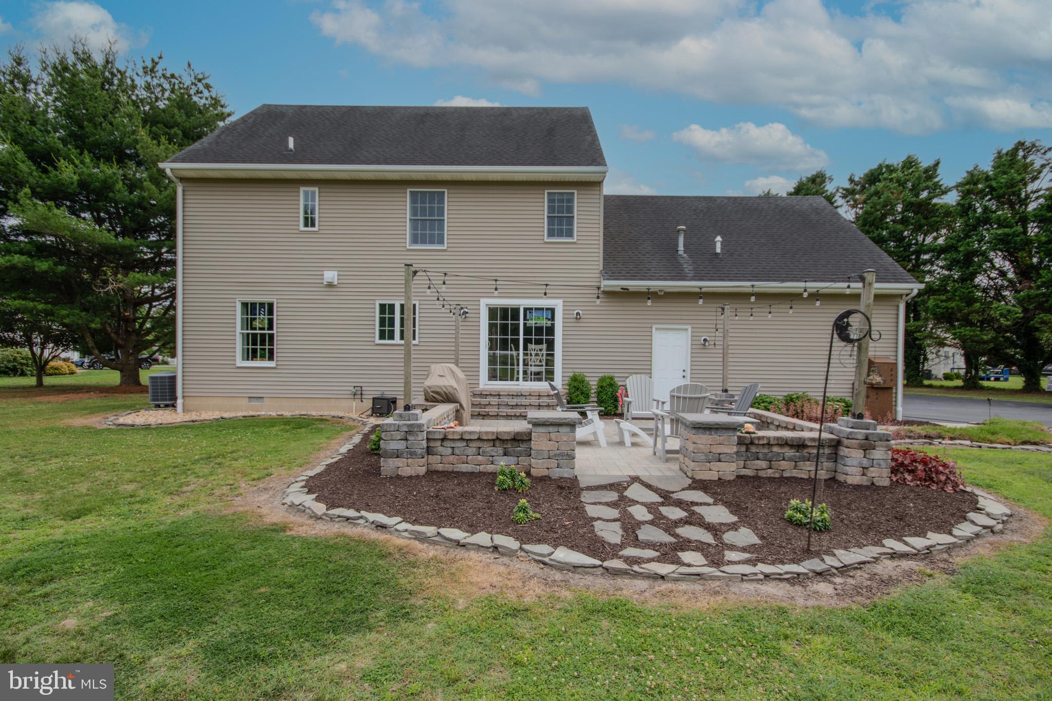 WILLOW CREEK - Residential