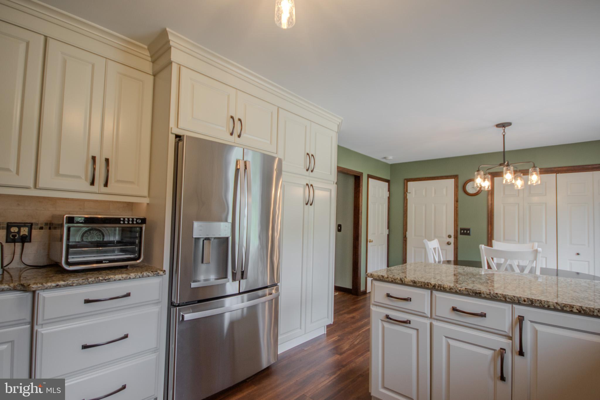 WILLOW CREEK - Residential