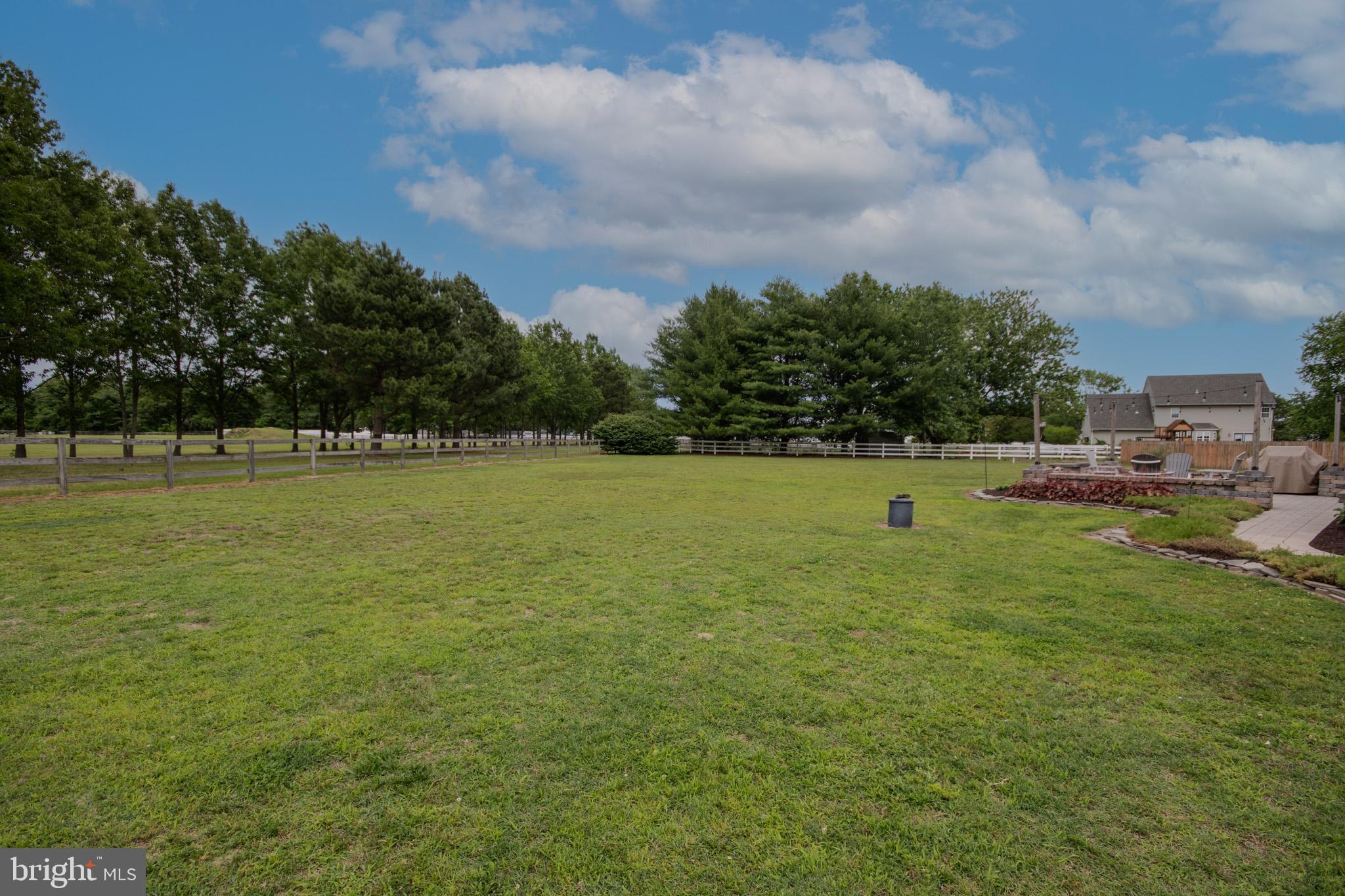 WILLOW CREEK - Residential