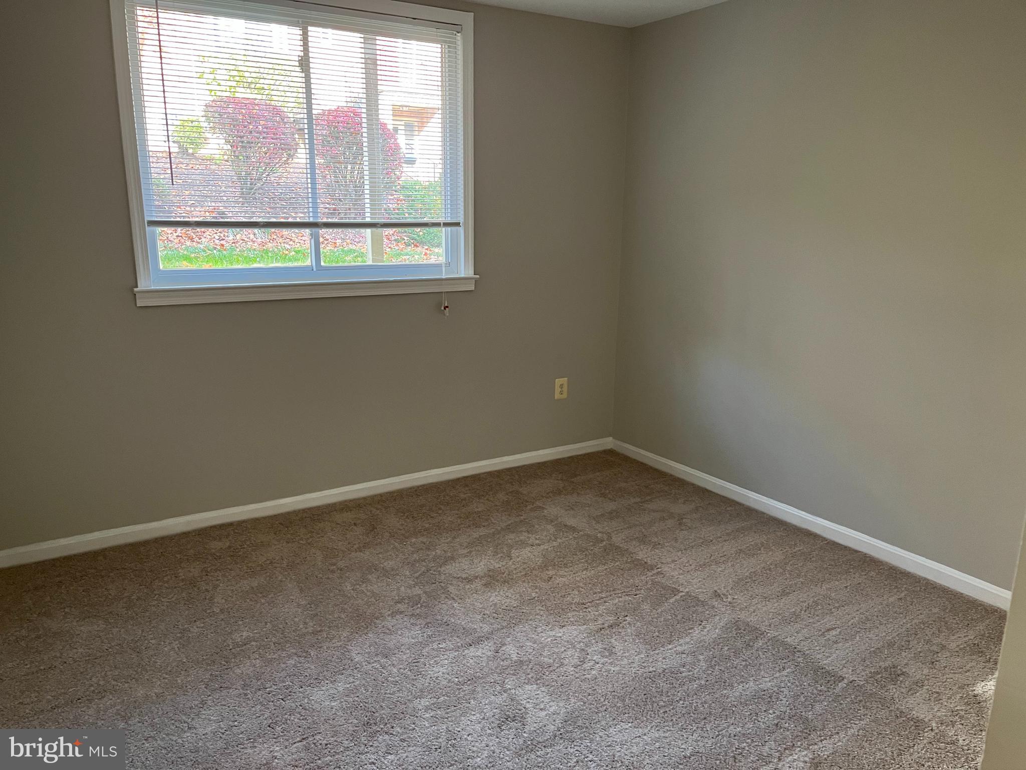 TERRACE TOWNHOUSES OF ANNANDALE - Residential Lease