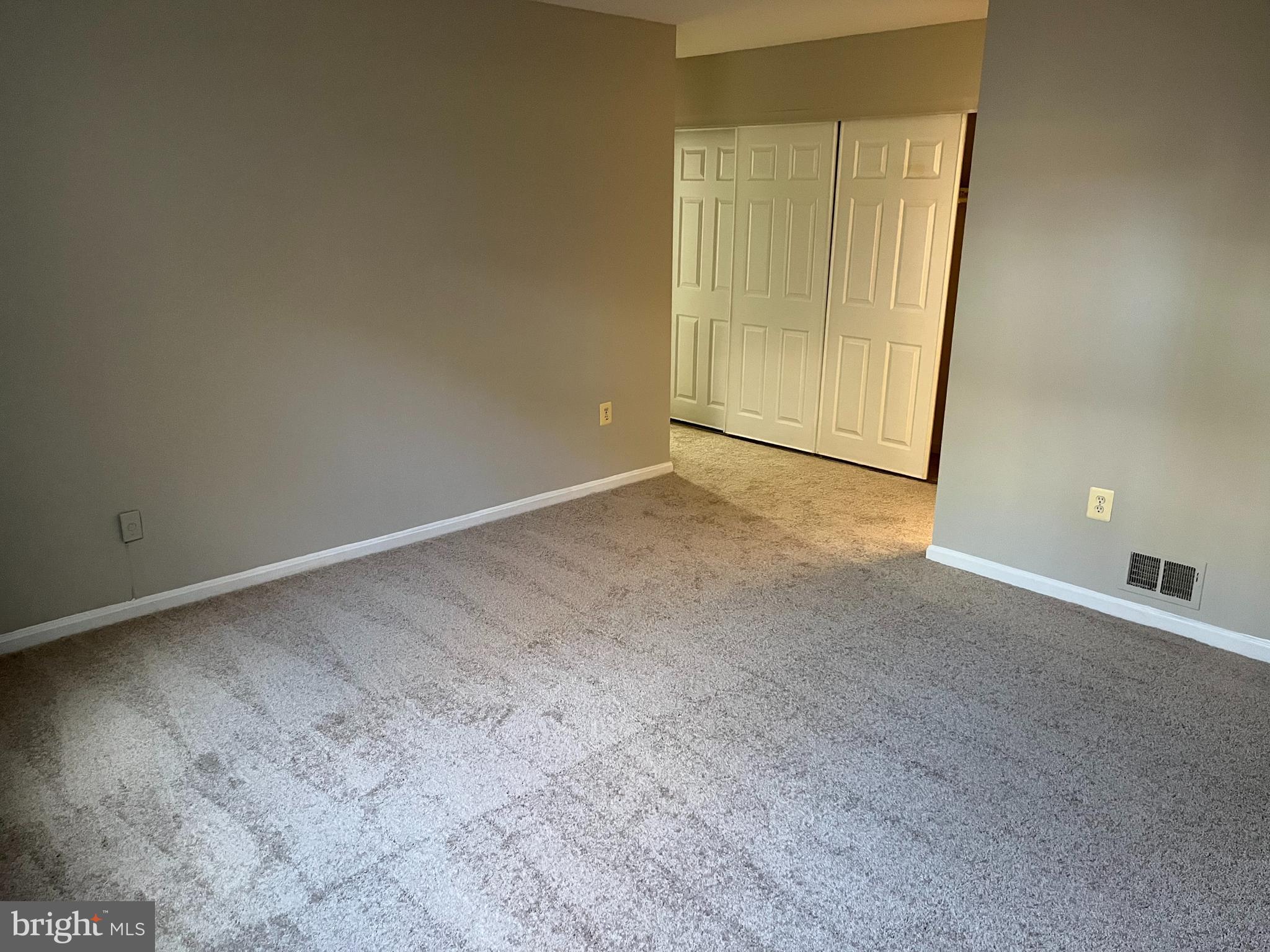 TERRACE TOWNHOUSES OF ANNANDALE - Residential Lease