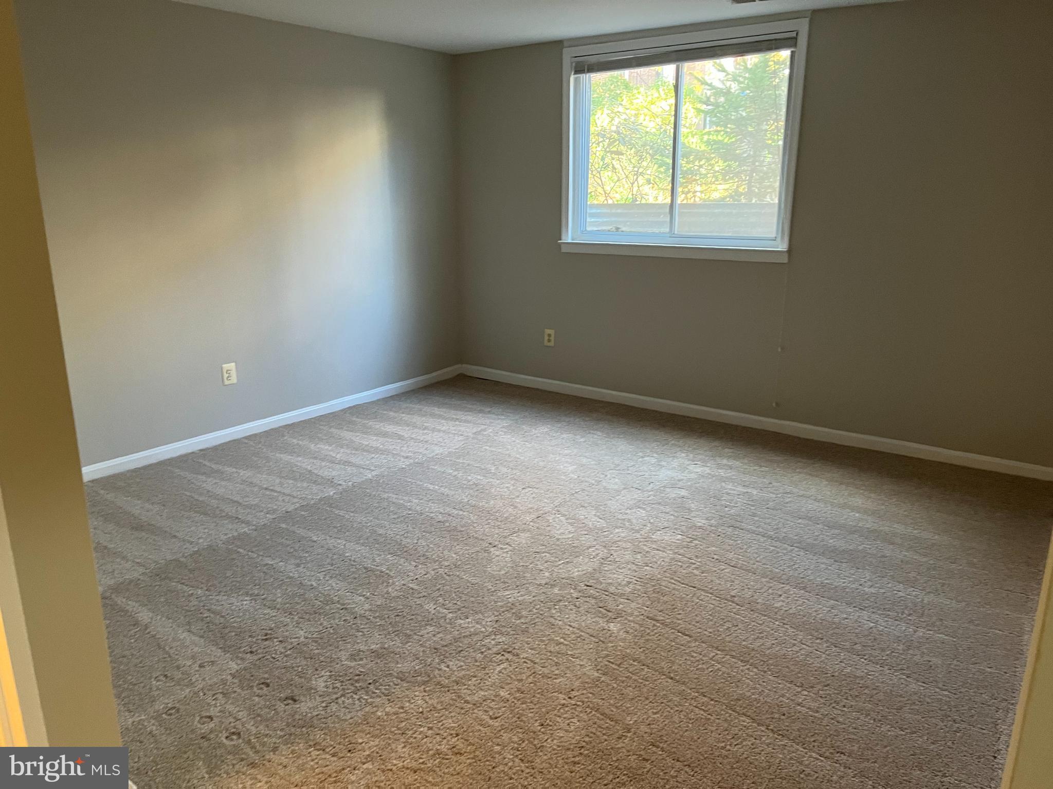 TERRACE TOWNHOUSES OF ANNANDALE - Residential Lease