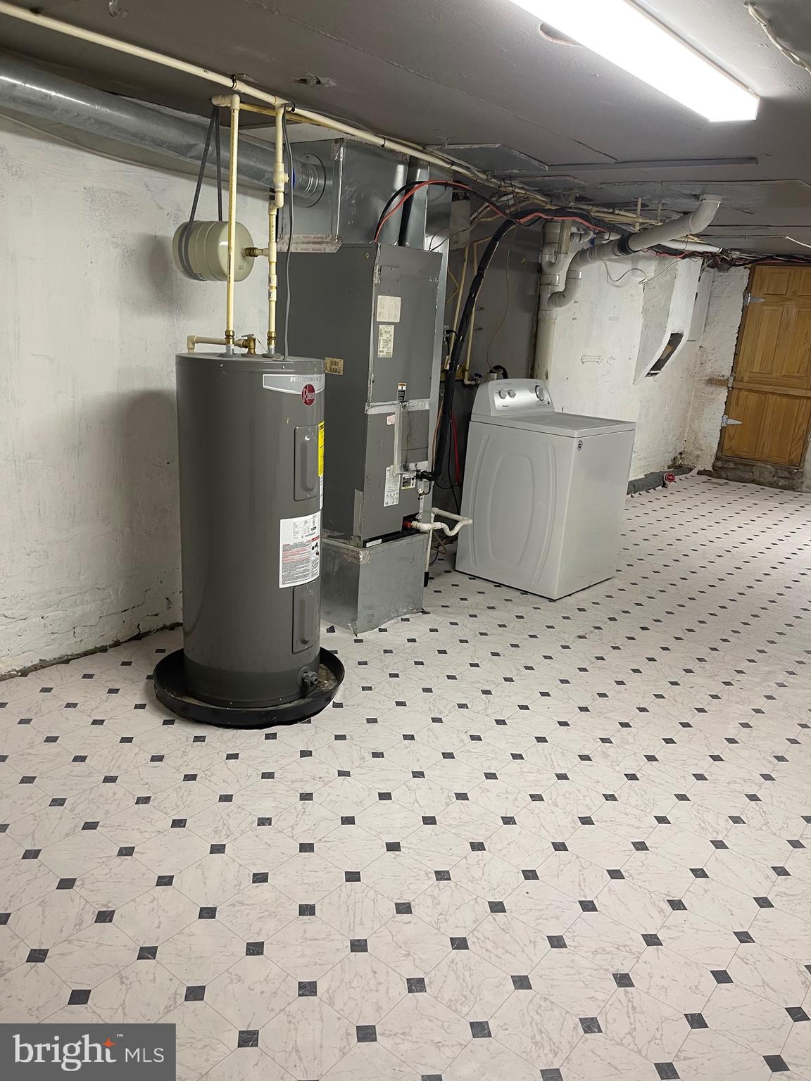 MADISON EASTEND - Residential