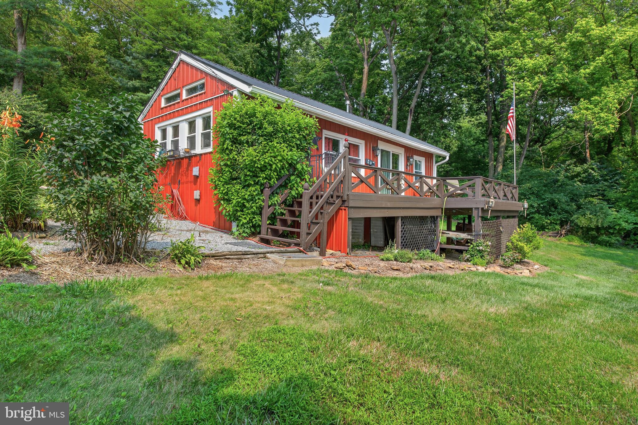 101 PELICAN LANE