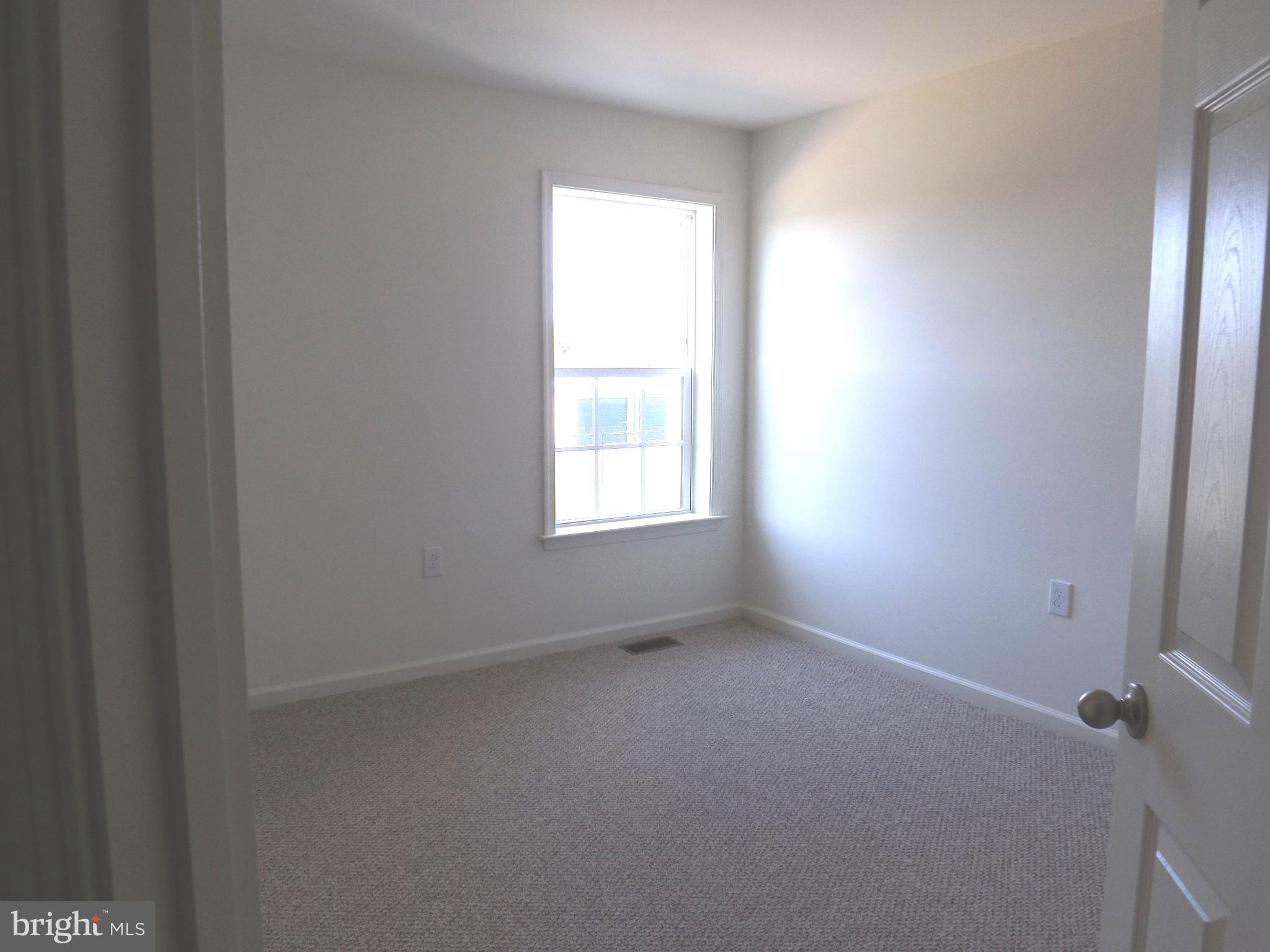 SPRING MILLS - Residential Lease