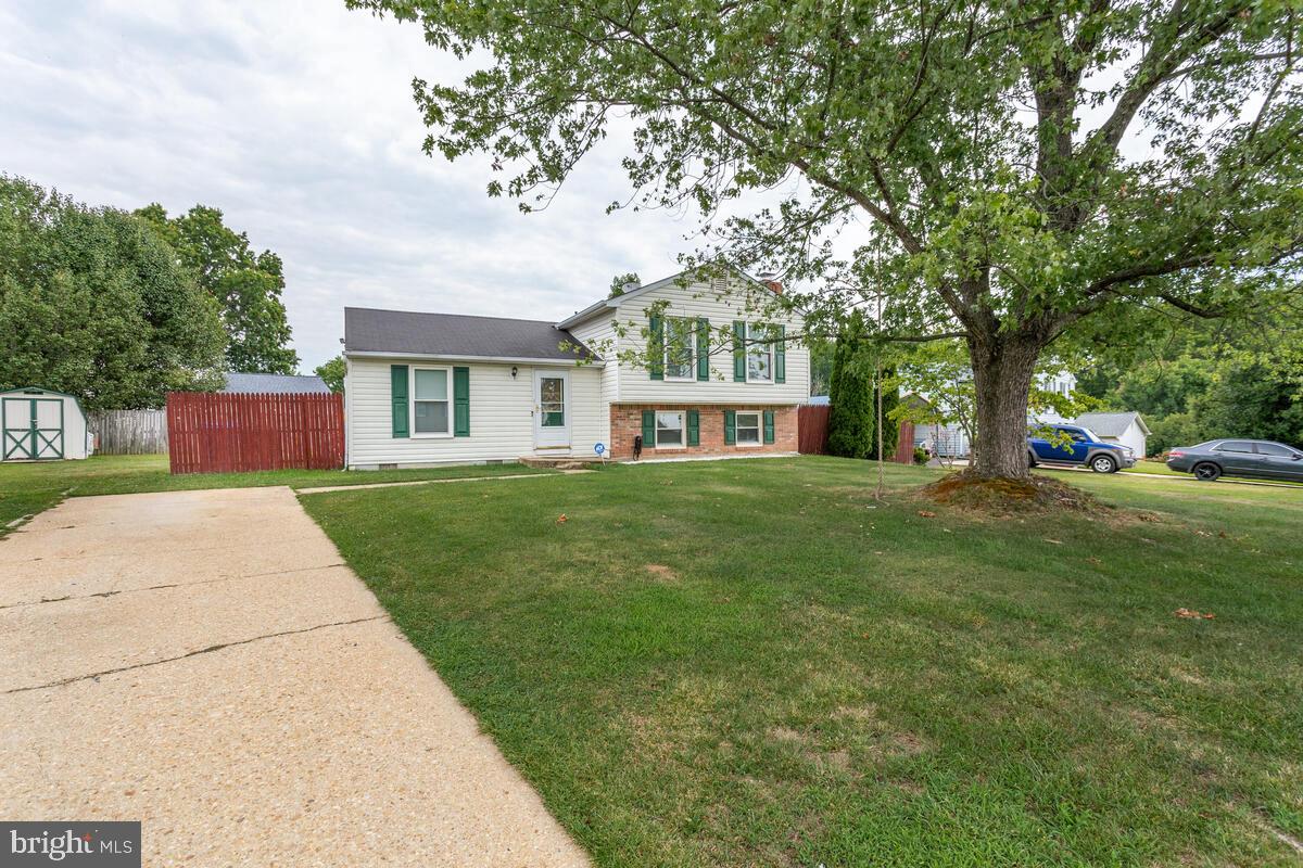 HUNT CLUB ESTATES - Residential Lease